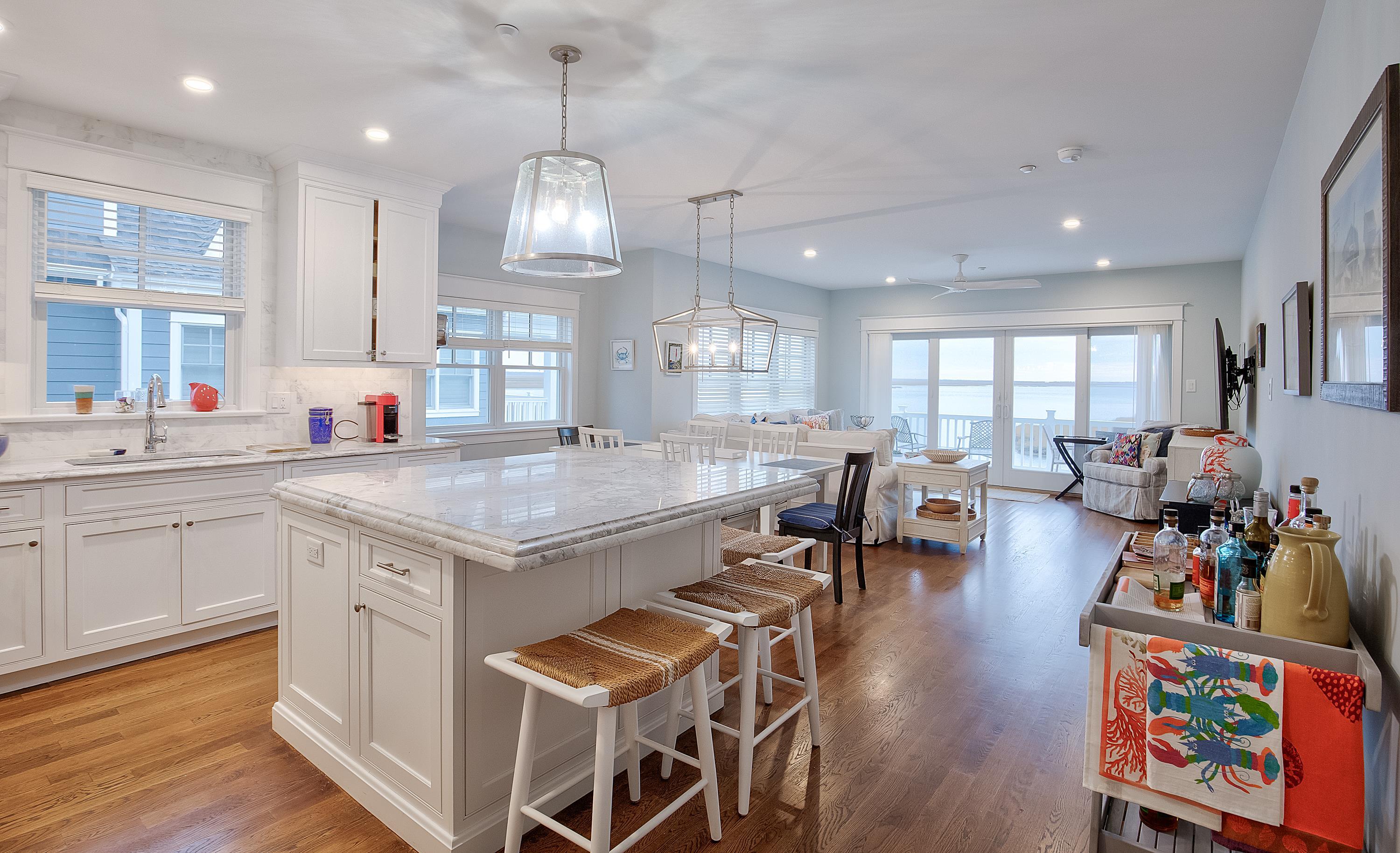 885 21st Street - Picture 3