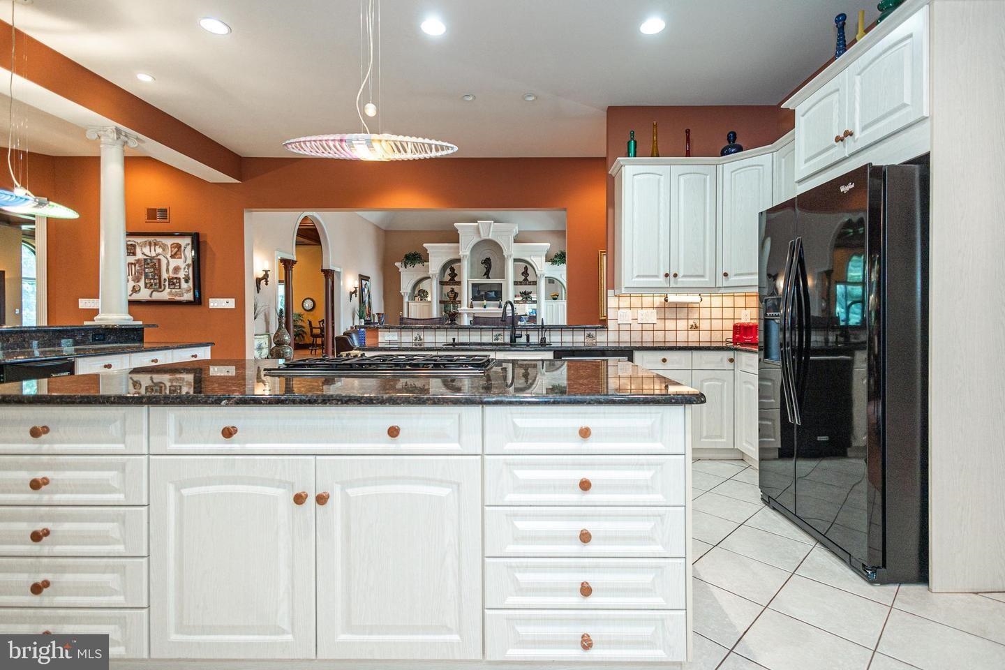 415 Bridgeboro Road