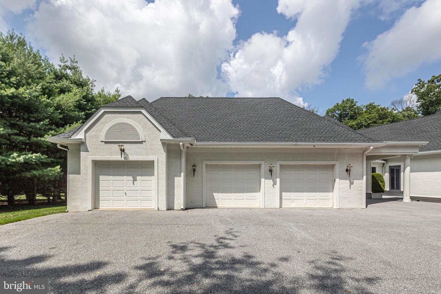 415 Bridgeboro Road
