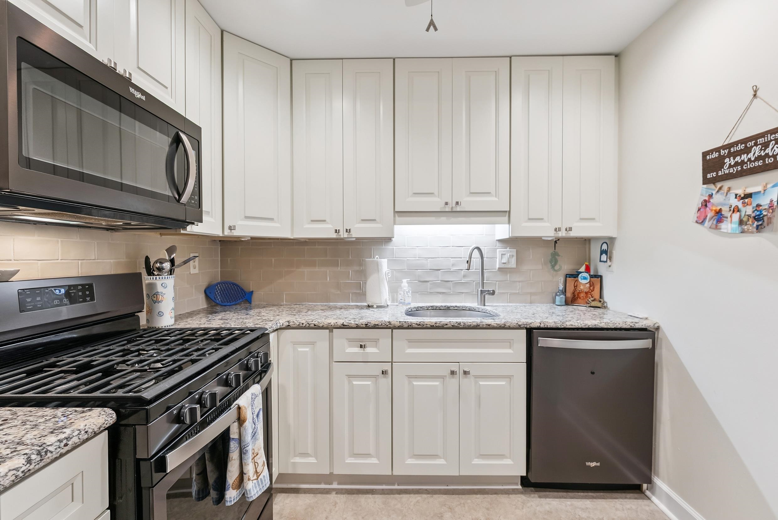 219 W 4th Avenue