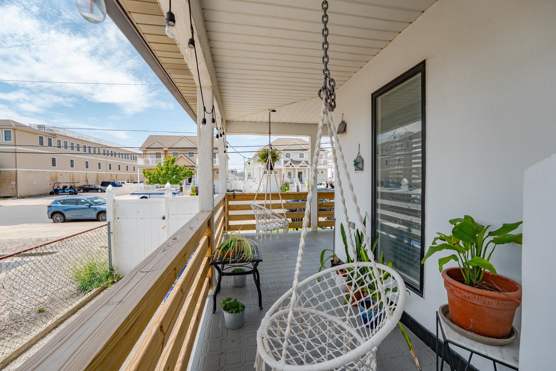 113 W 6th Avenue