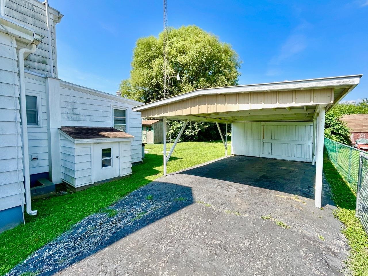 2321 Bacon Street - Picture 2