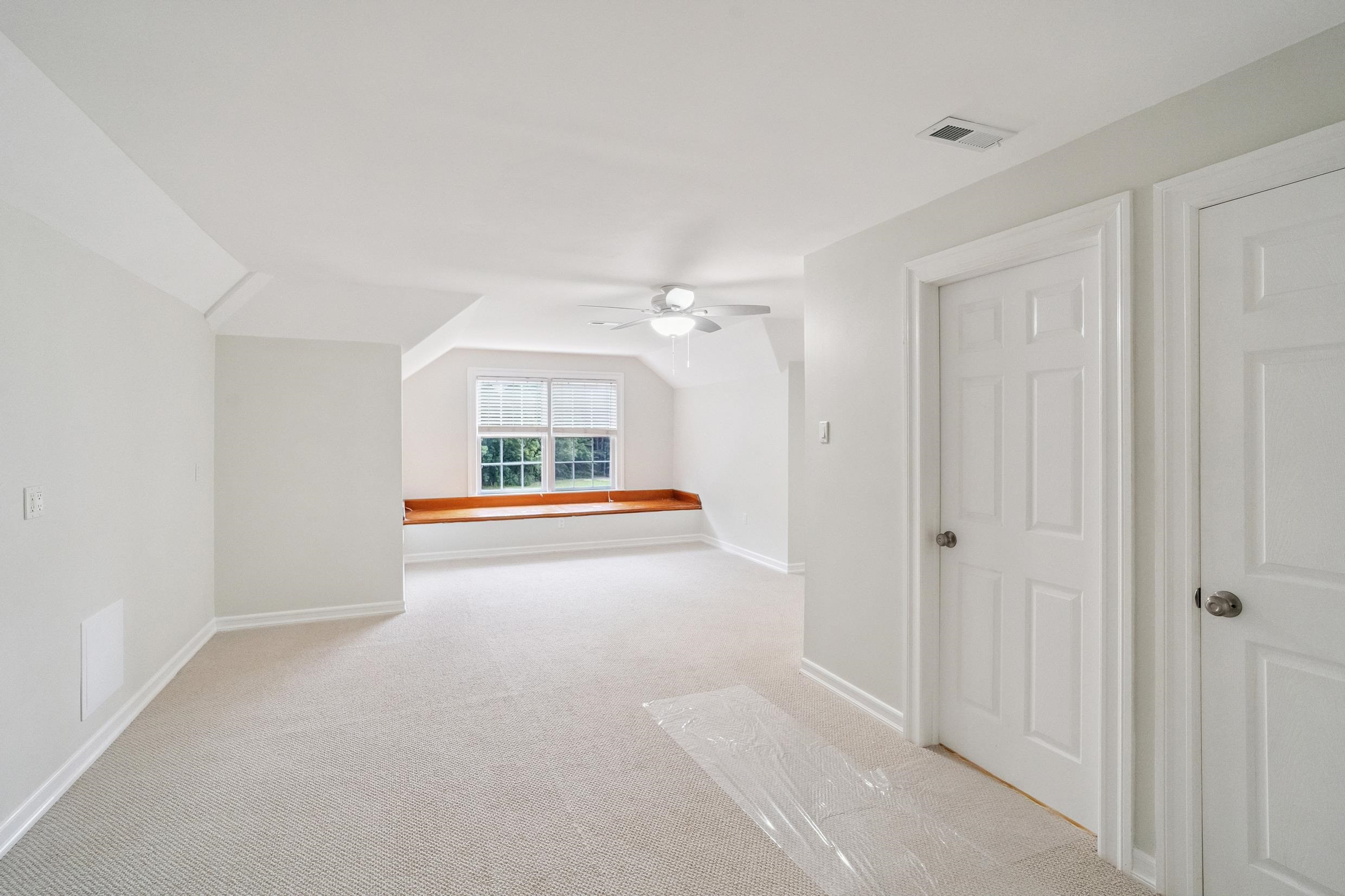 18 Buckthorn Lane