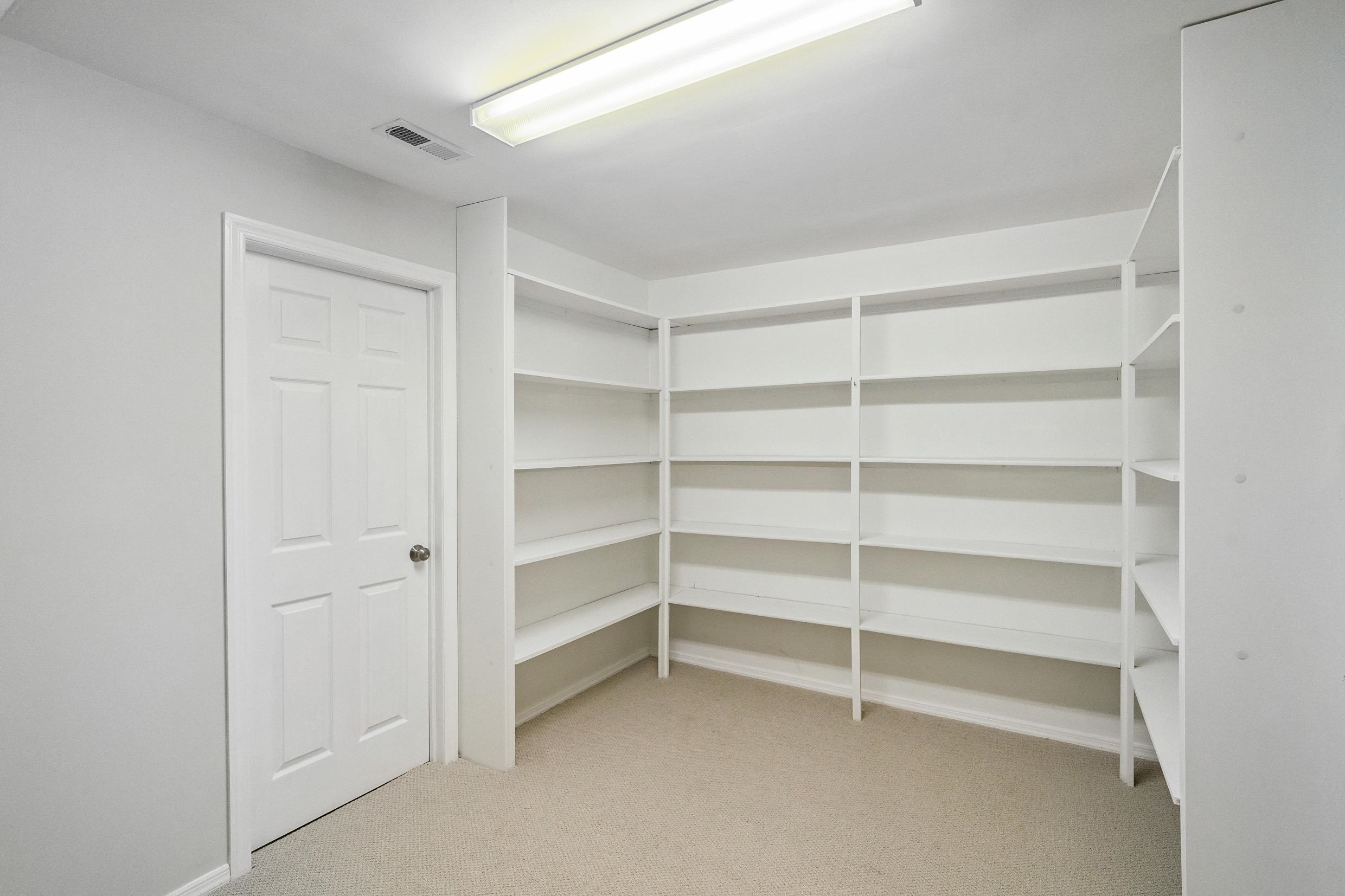 18 Buckthorn Lane