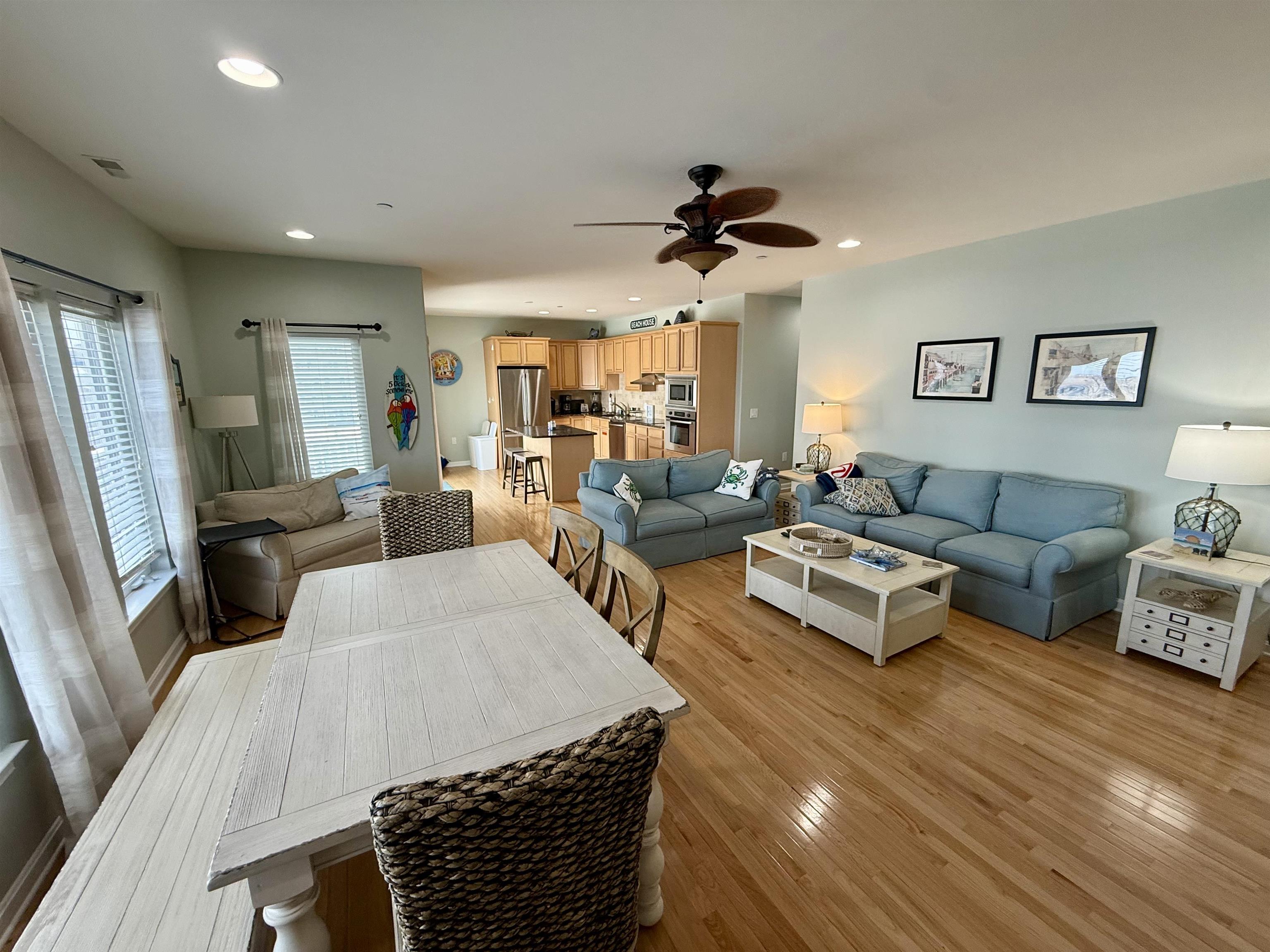 7504 Ocean Avenue - Picture 4