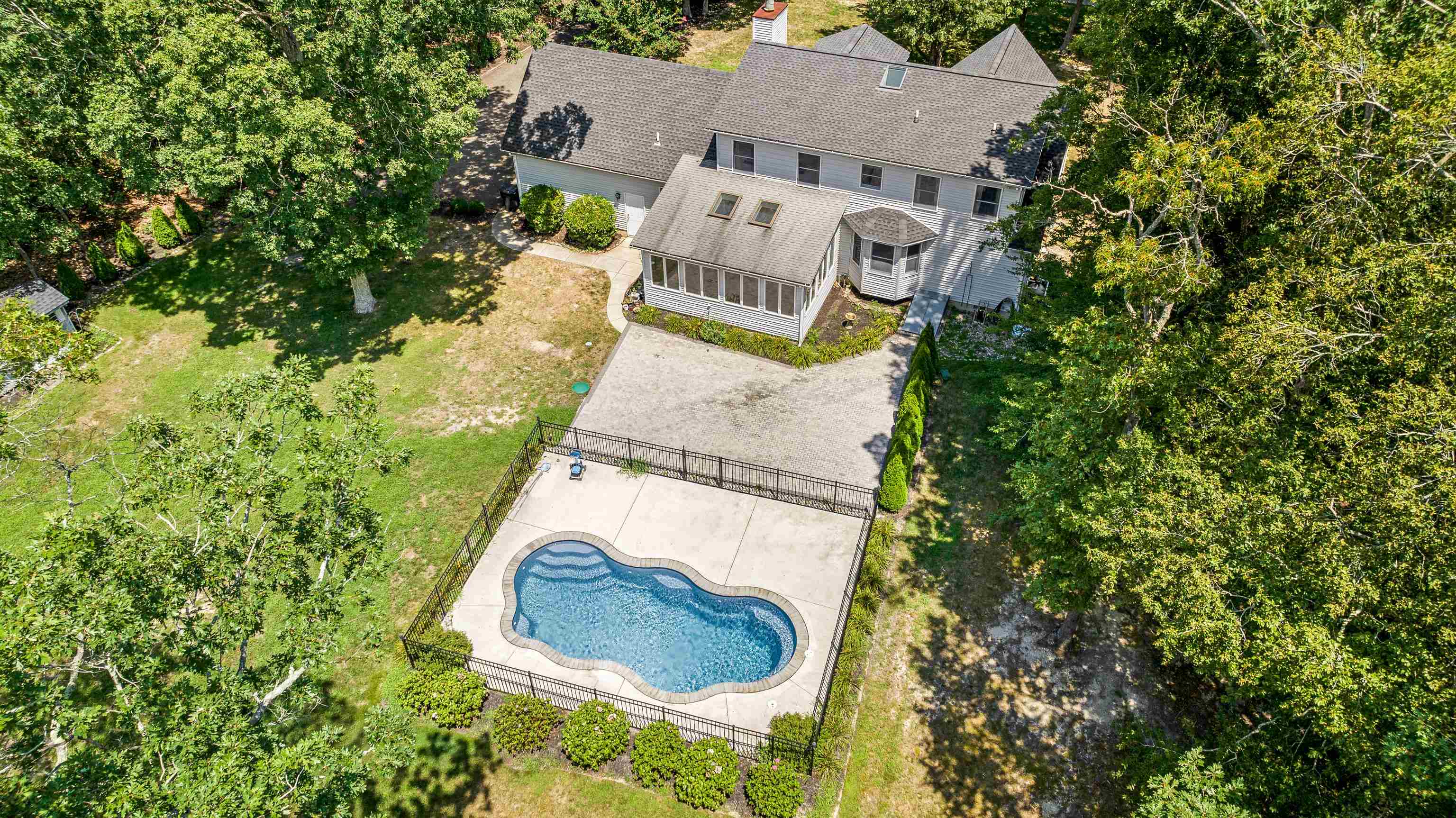 176 S Ravenwood Drive - Picture 4