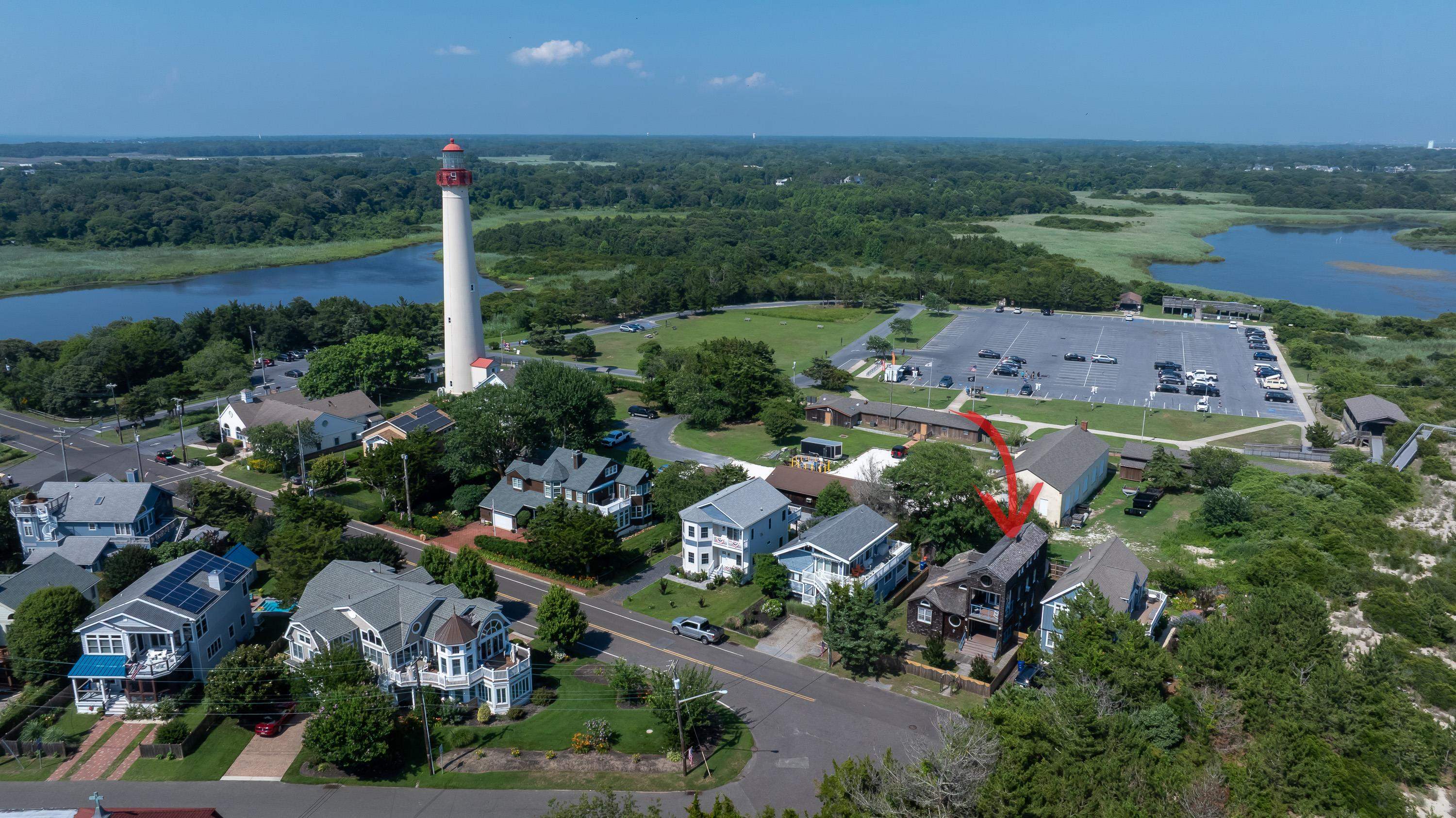 201 Lighthouse Avenue