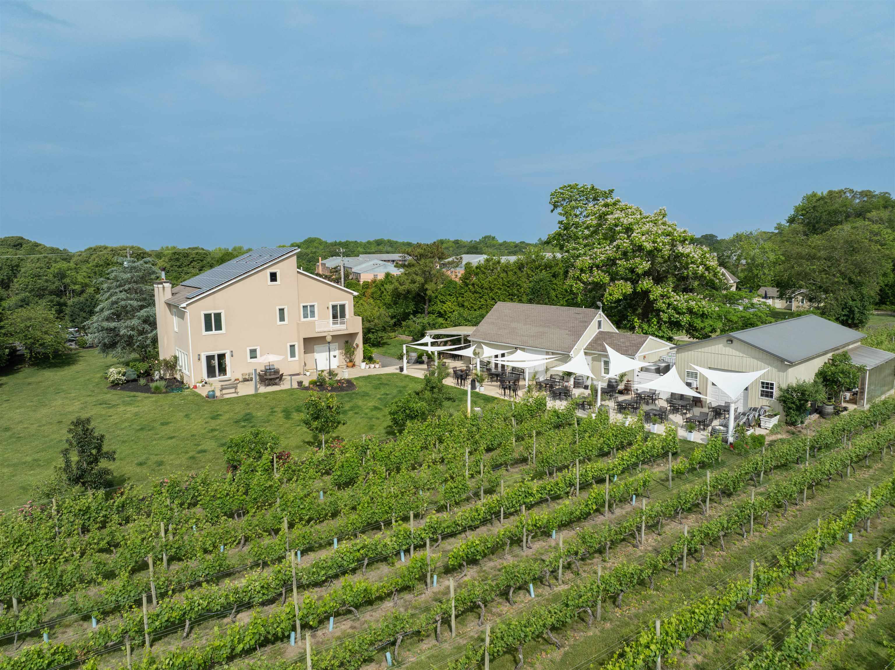3911 Bayshore Road - Picture 3