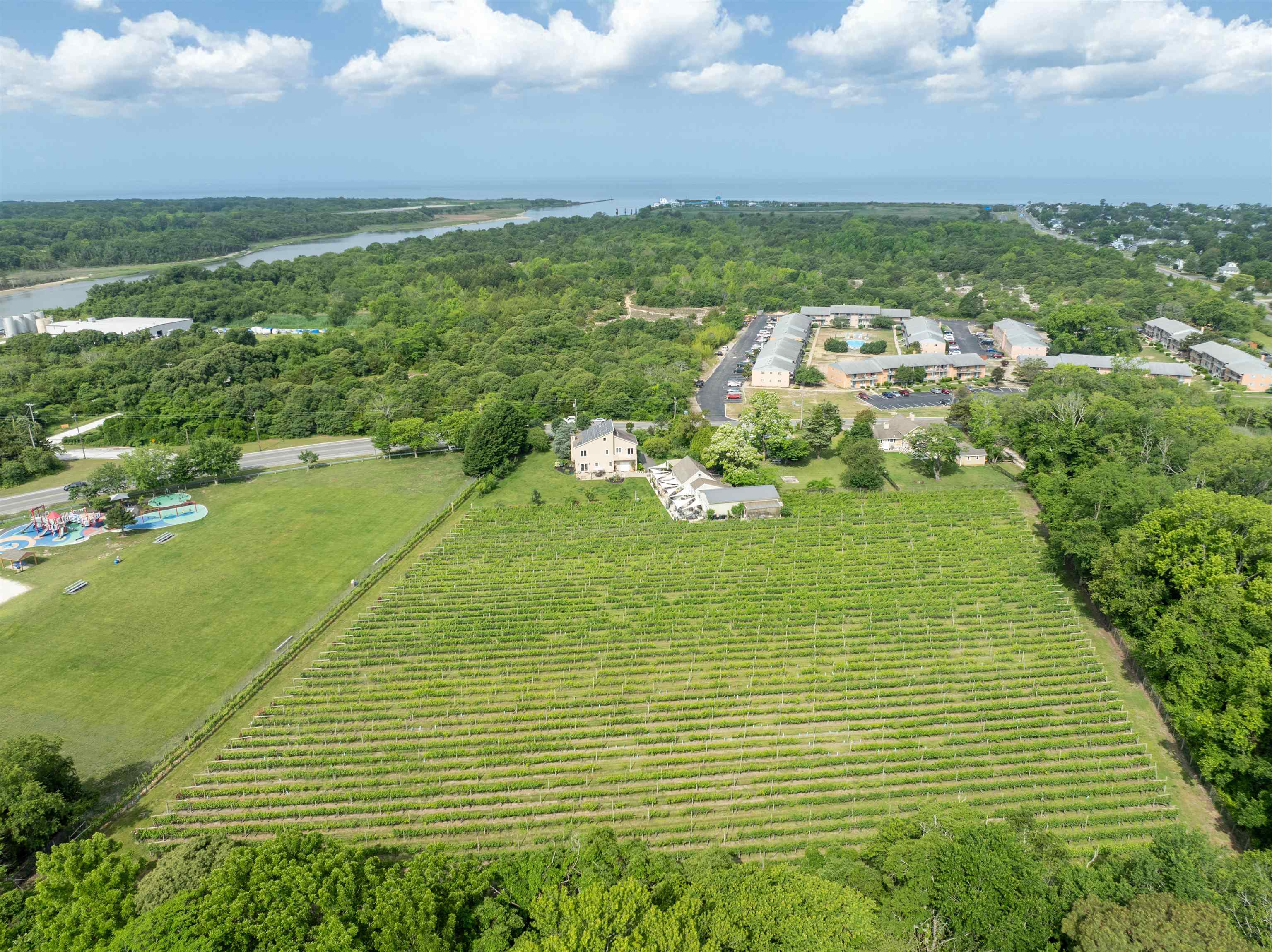 3911 Bayshore Road