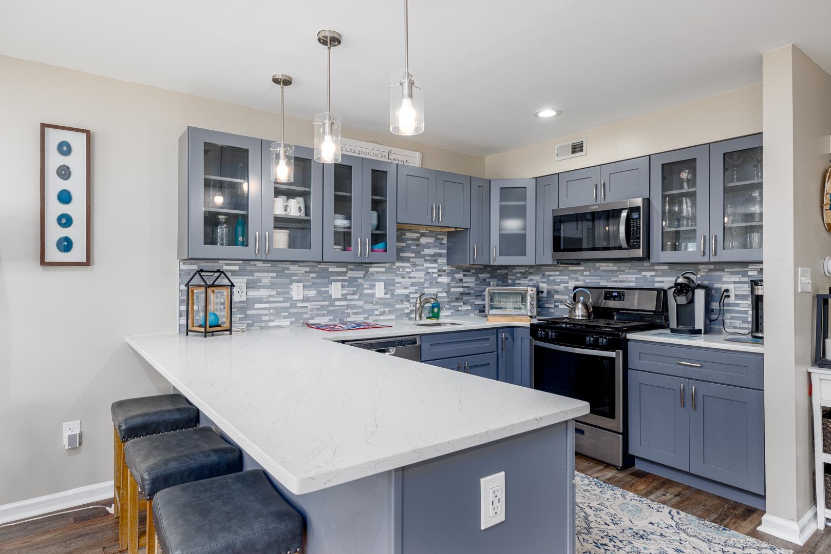 519 E 5th Avenue - Picture 1