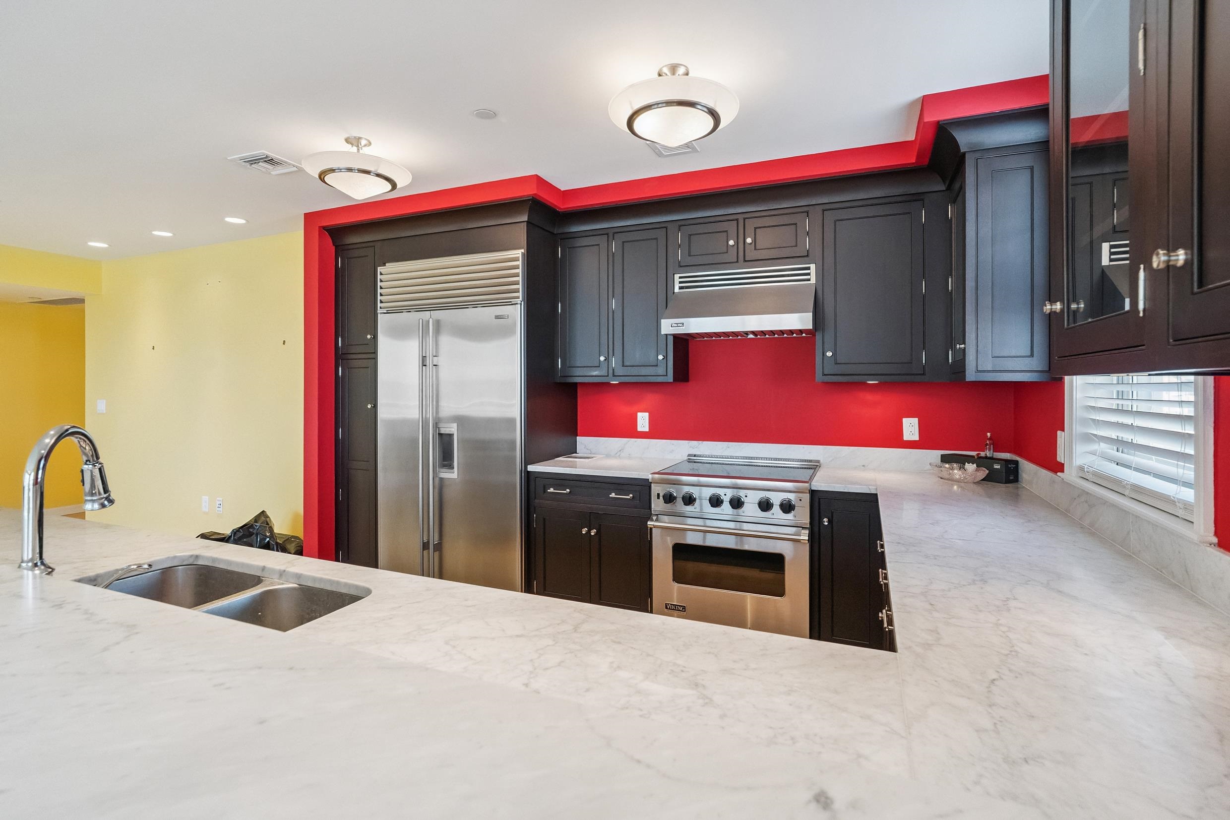 9601 Atlantic Avenue - Picture 4
