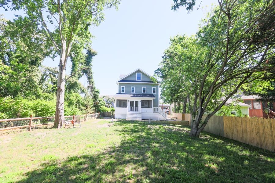 306 Sixth Avenue