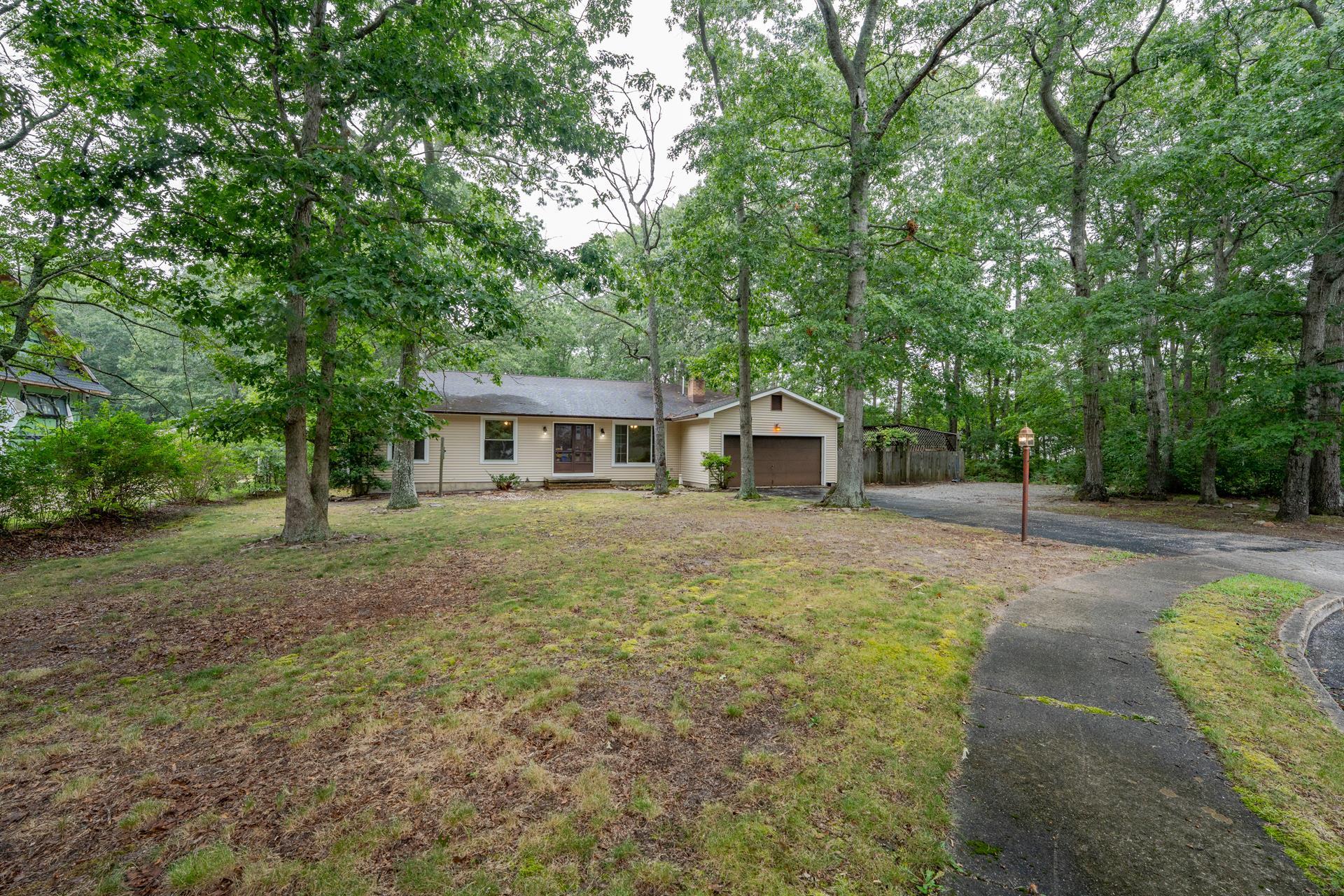 8 Sheila Avenue - Picture 3