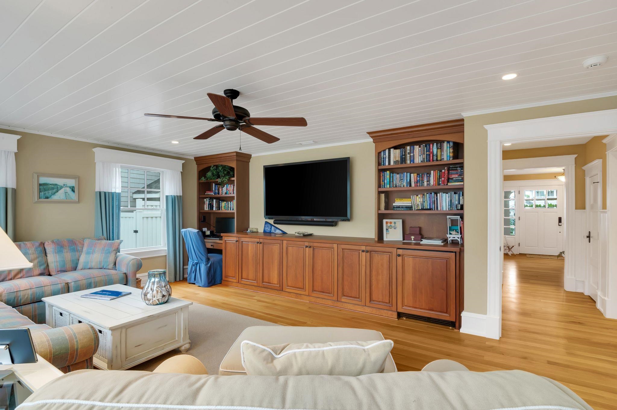 16 Harbor Road