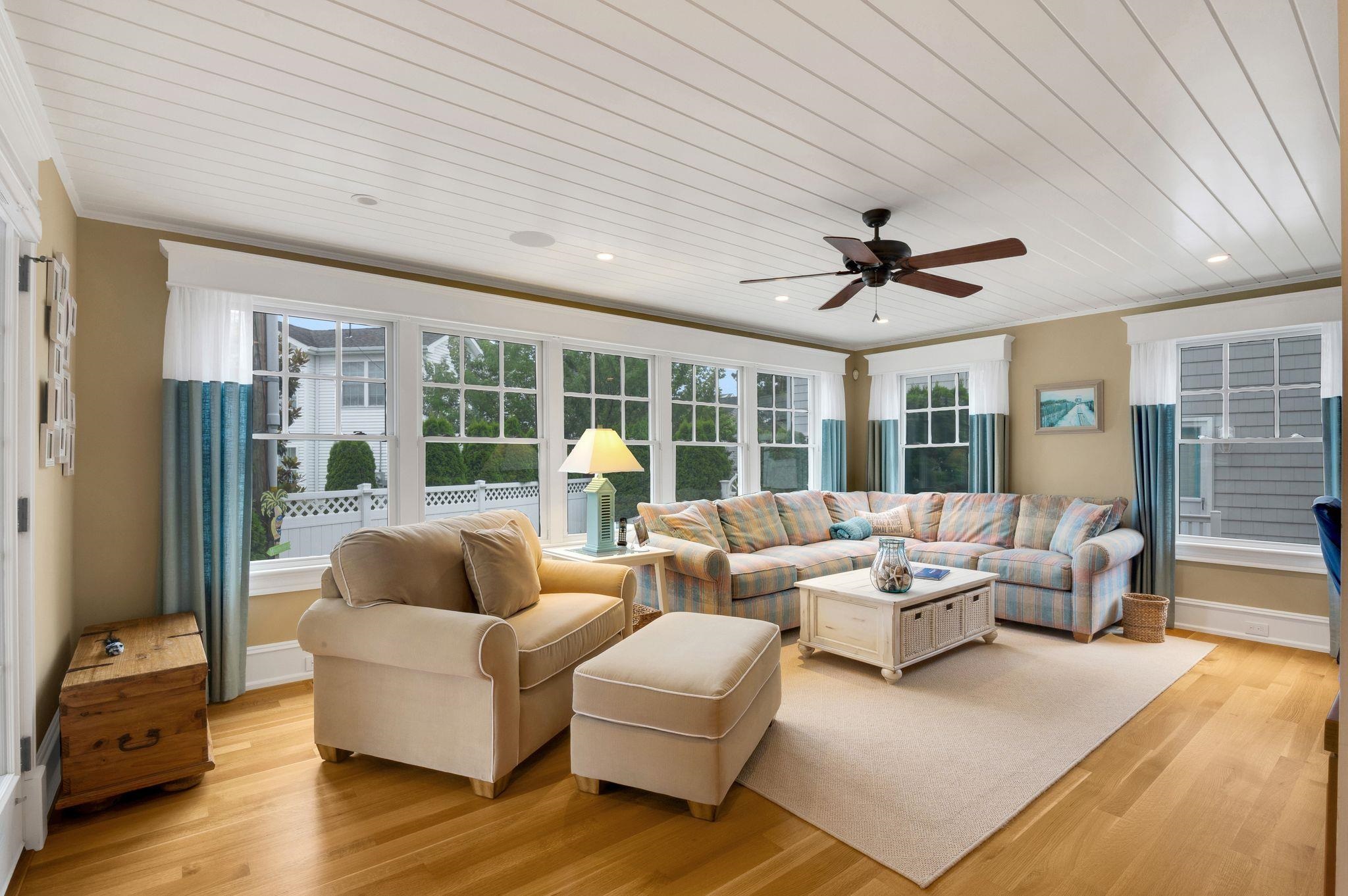 16 Harbor Road