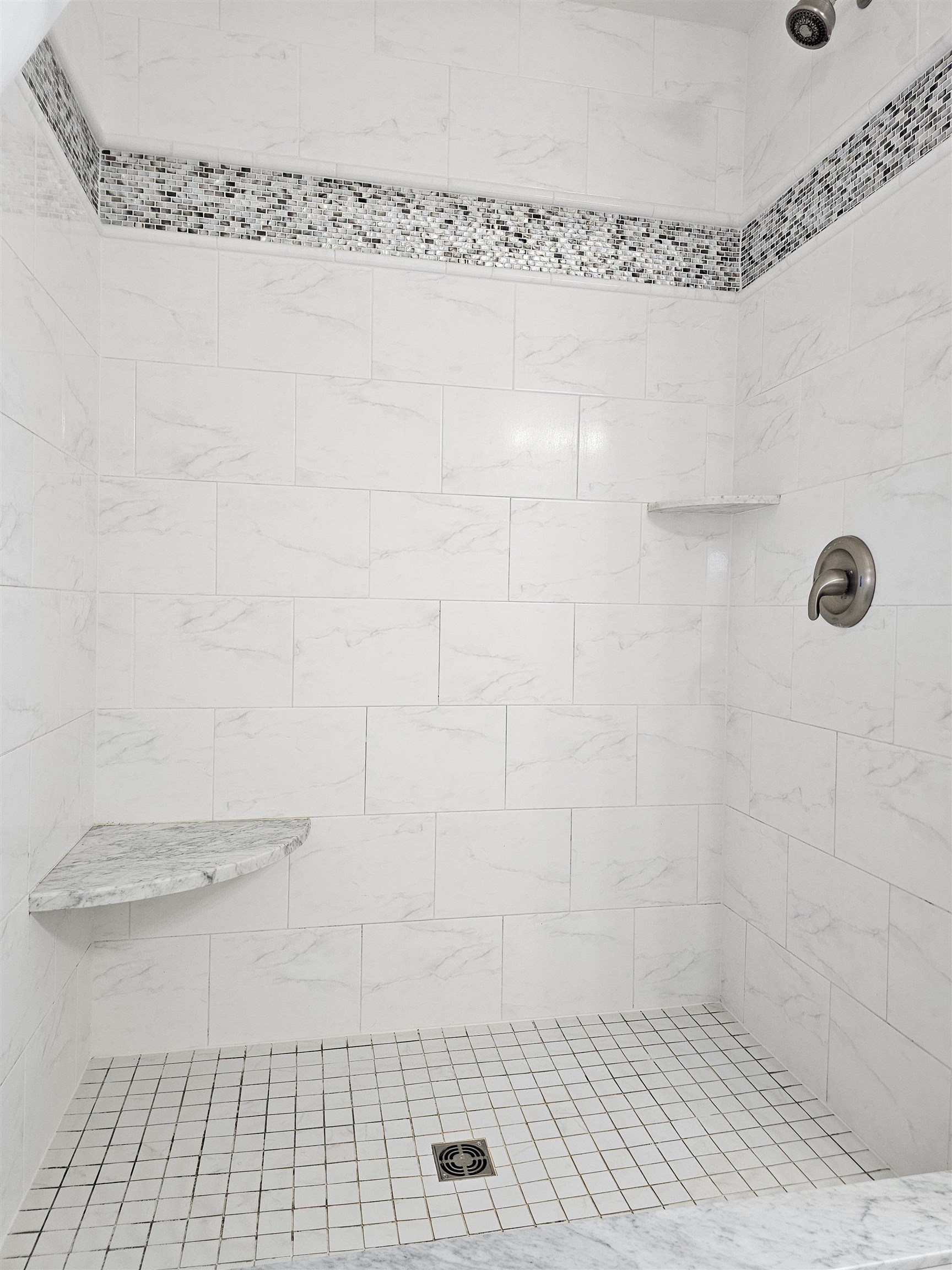 101 W Richmond Avenue