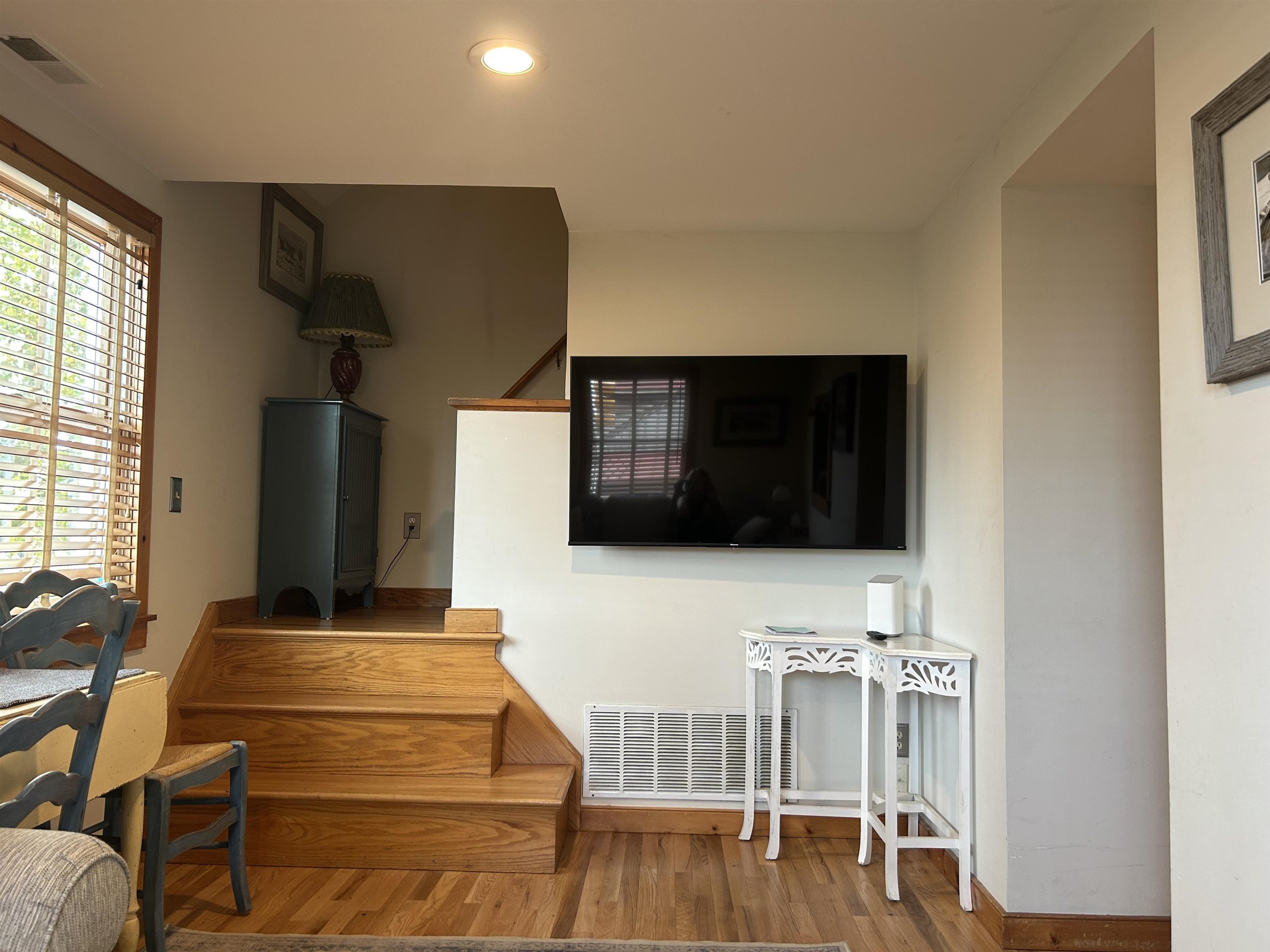 523 Lafayette Street