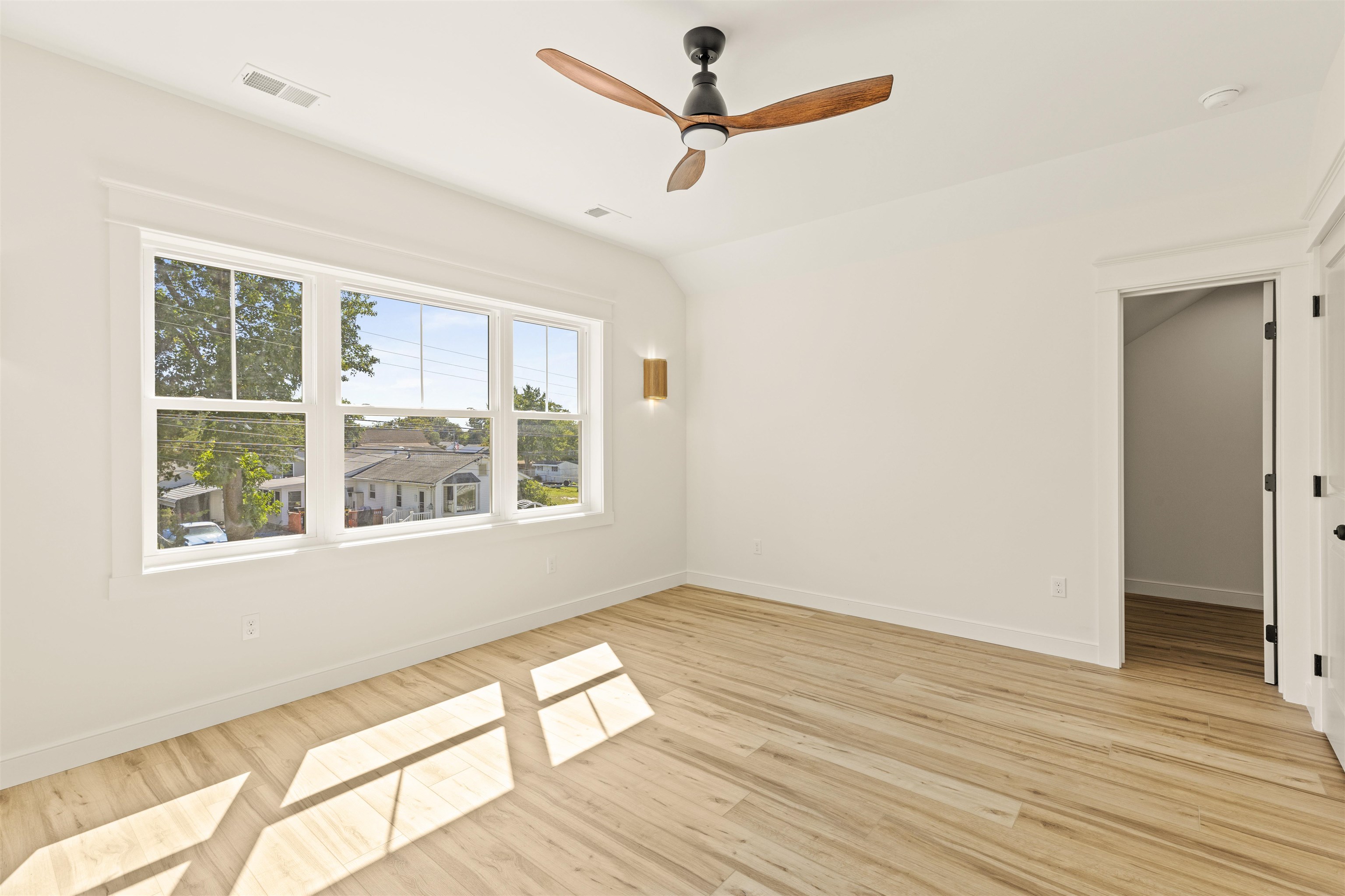 73 Ridgewood Avenue