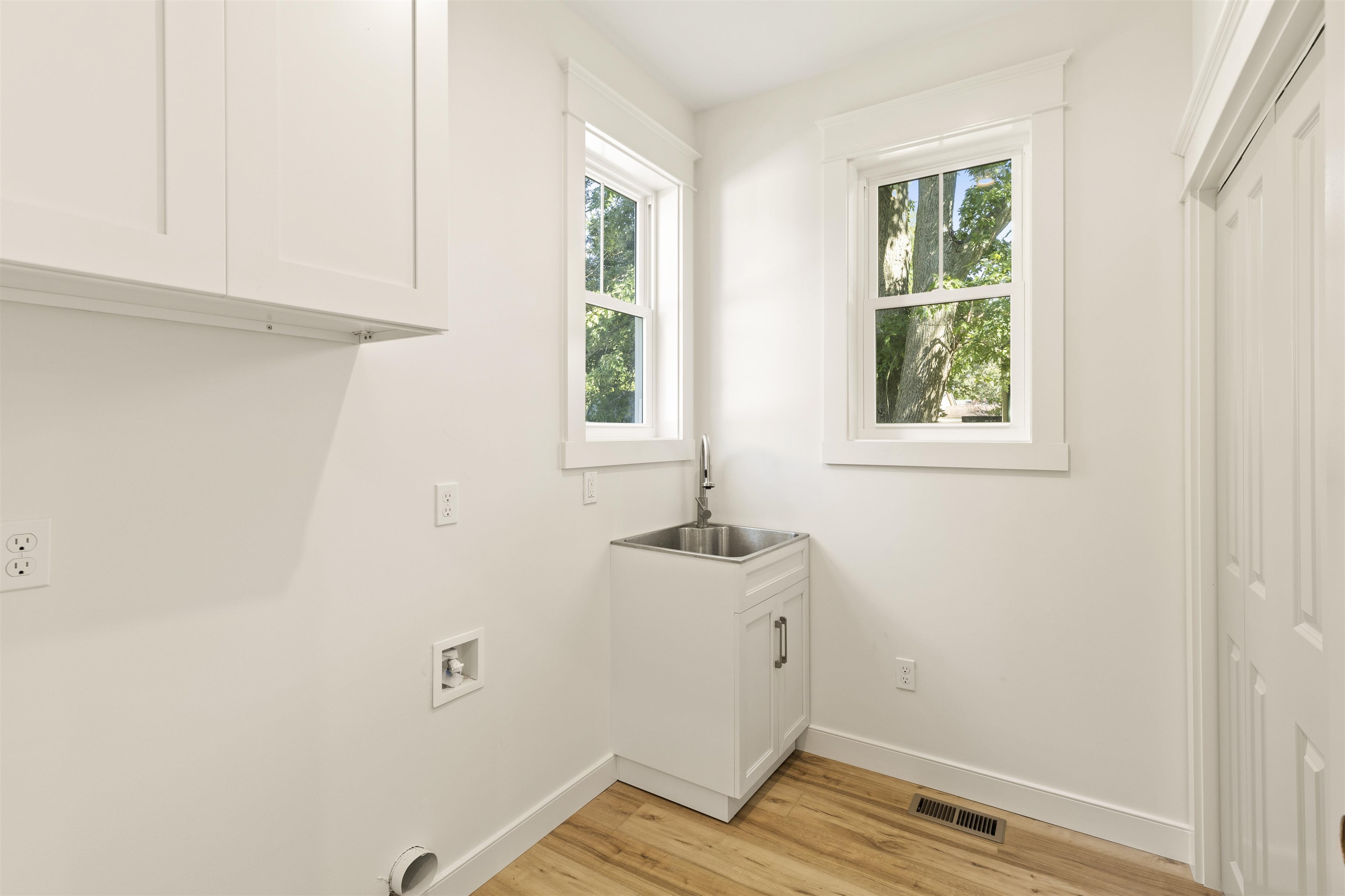73 Ridgewood Avenue