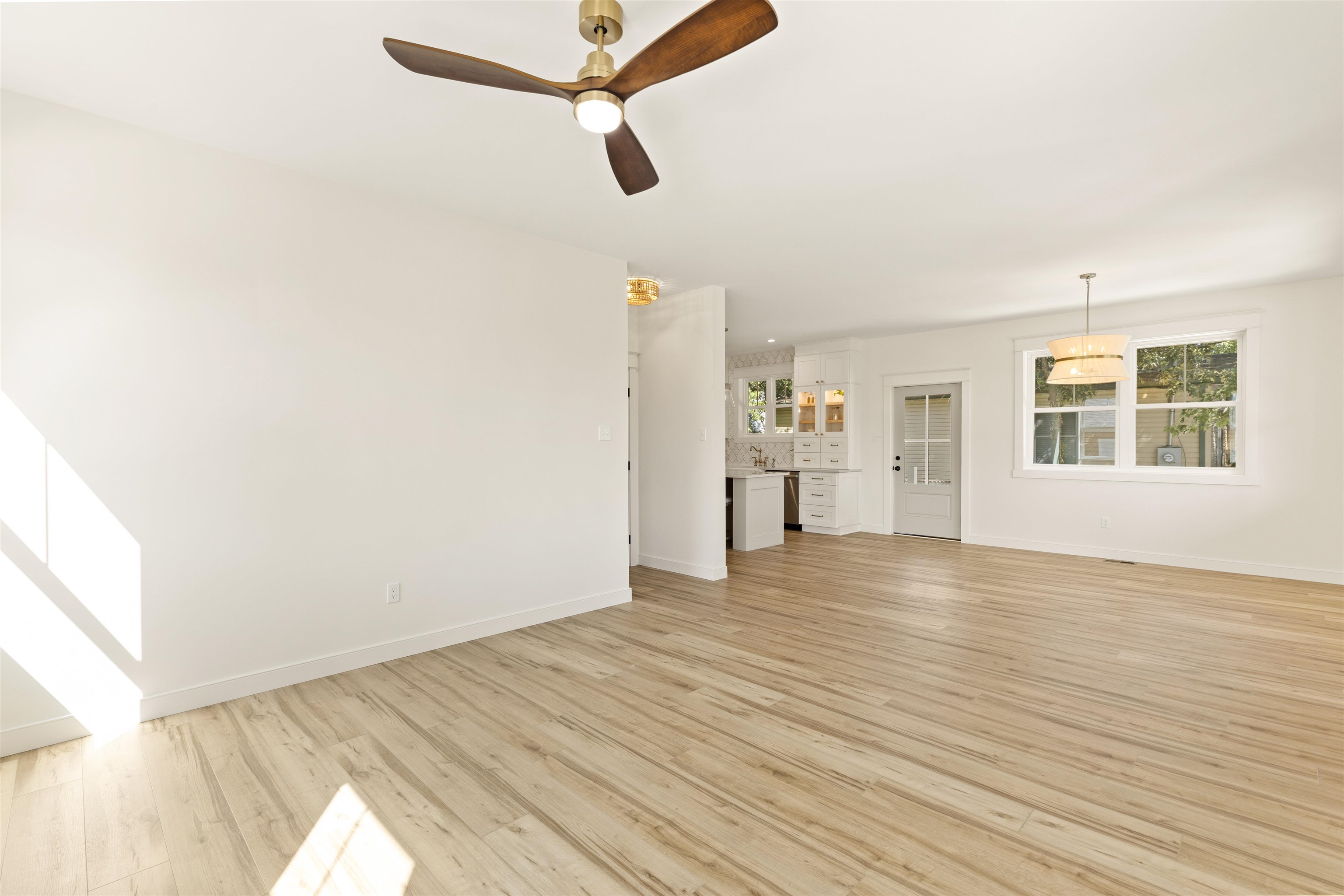 73 Ridgewood Avenue