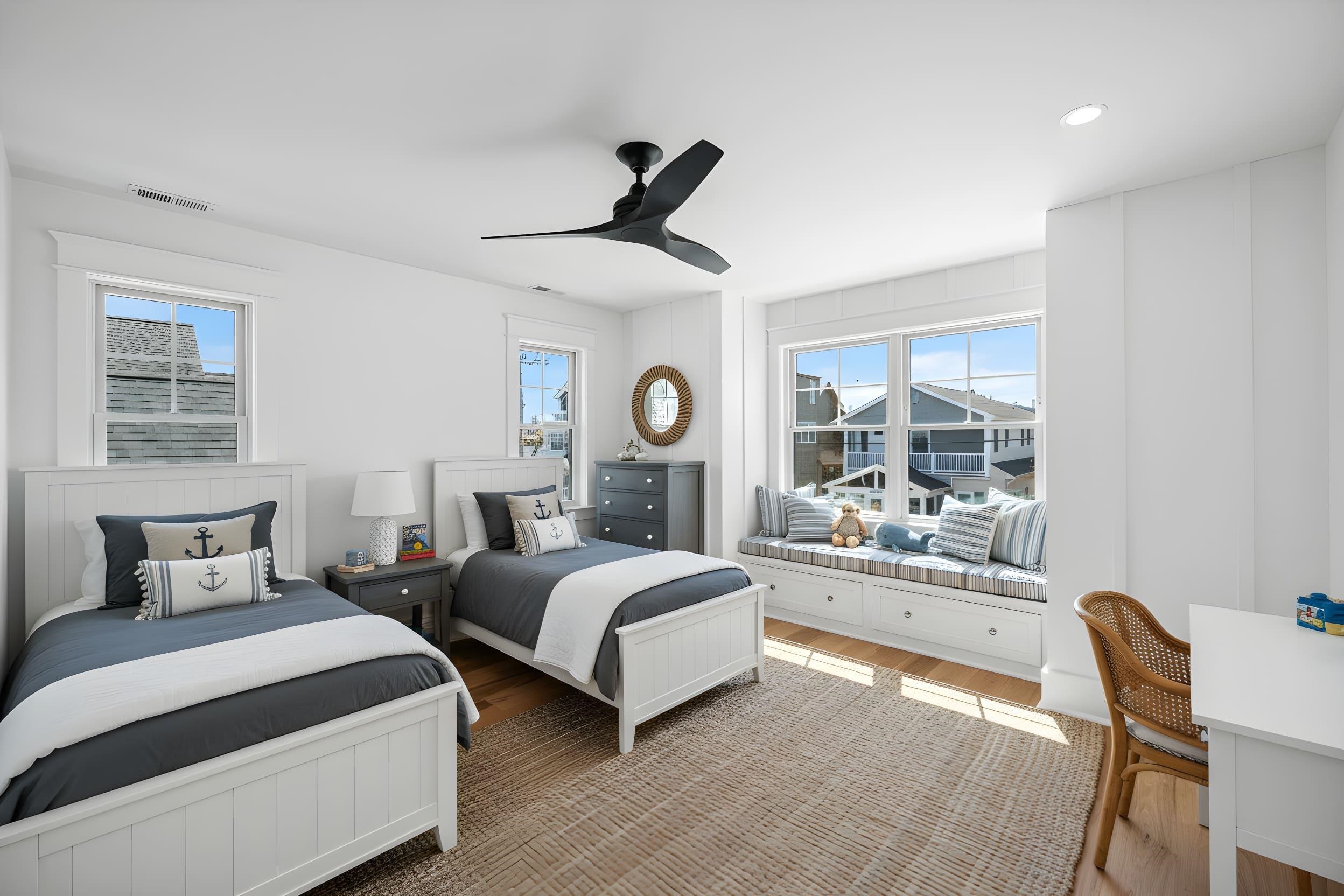 117 E Syracuse Avenue