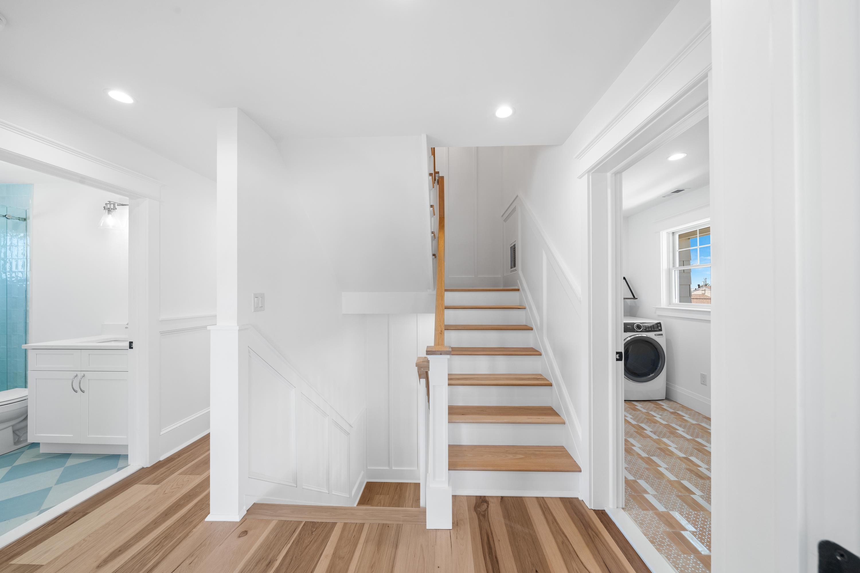 117 E Syracuse Avenue