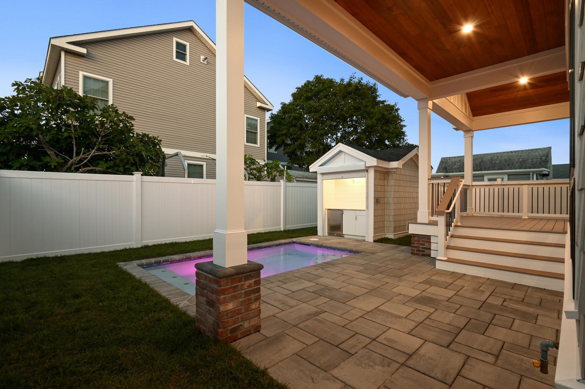 117 E Syracuse Avenue