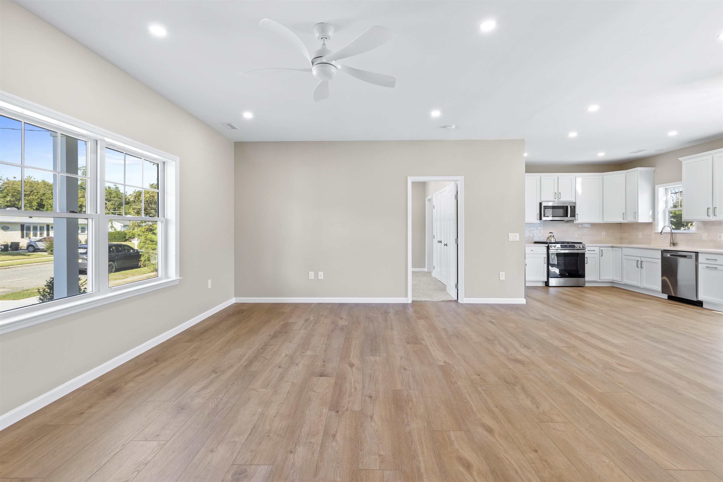 1400 Emerson Avenue - Picture 4