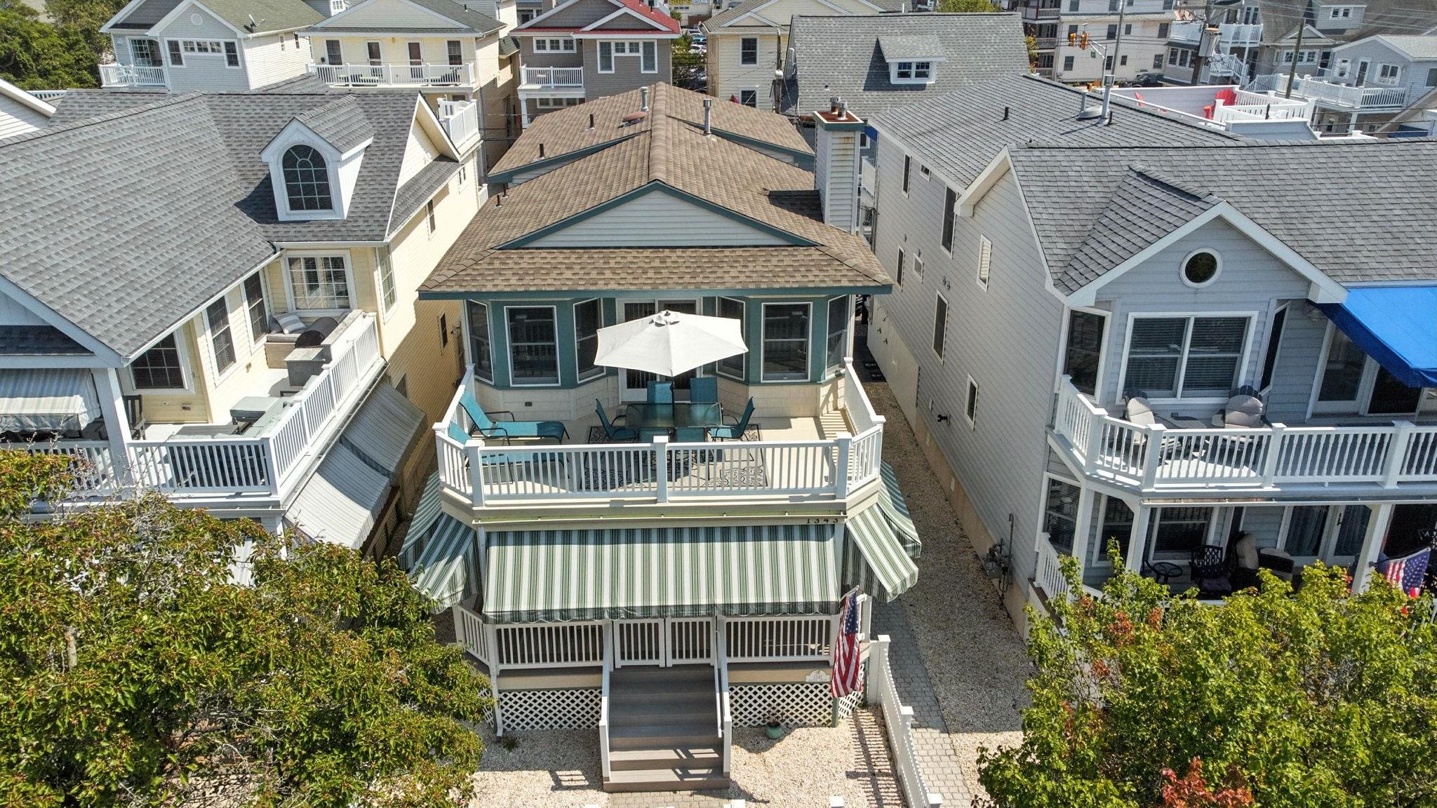 1343 Central Avenue - Picture 1