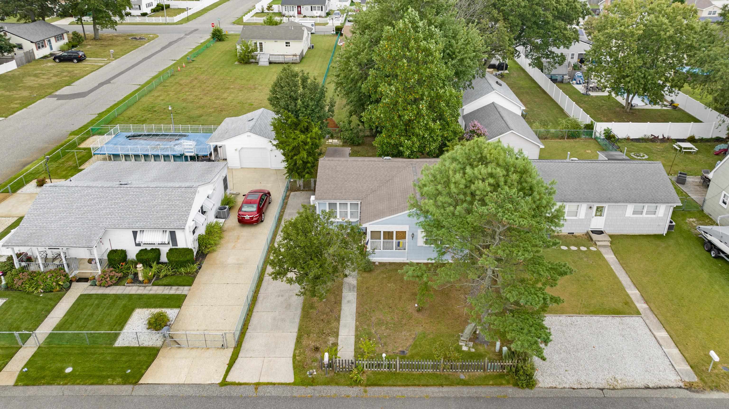 221 Cedardale Avenue - Picture 3
