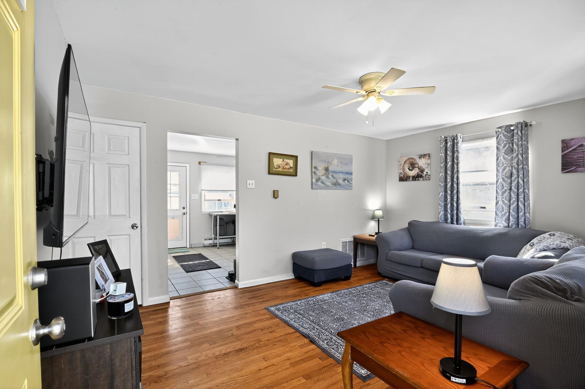 21 Red Cedar Drive - Picture 3