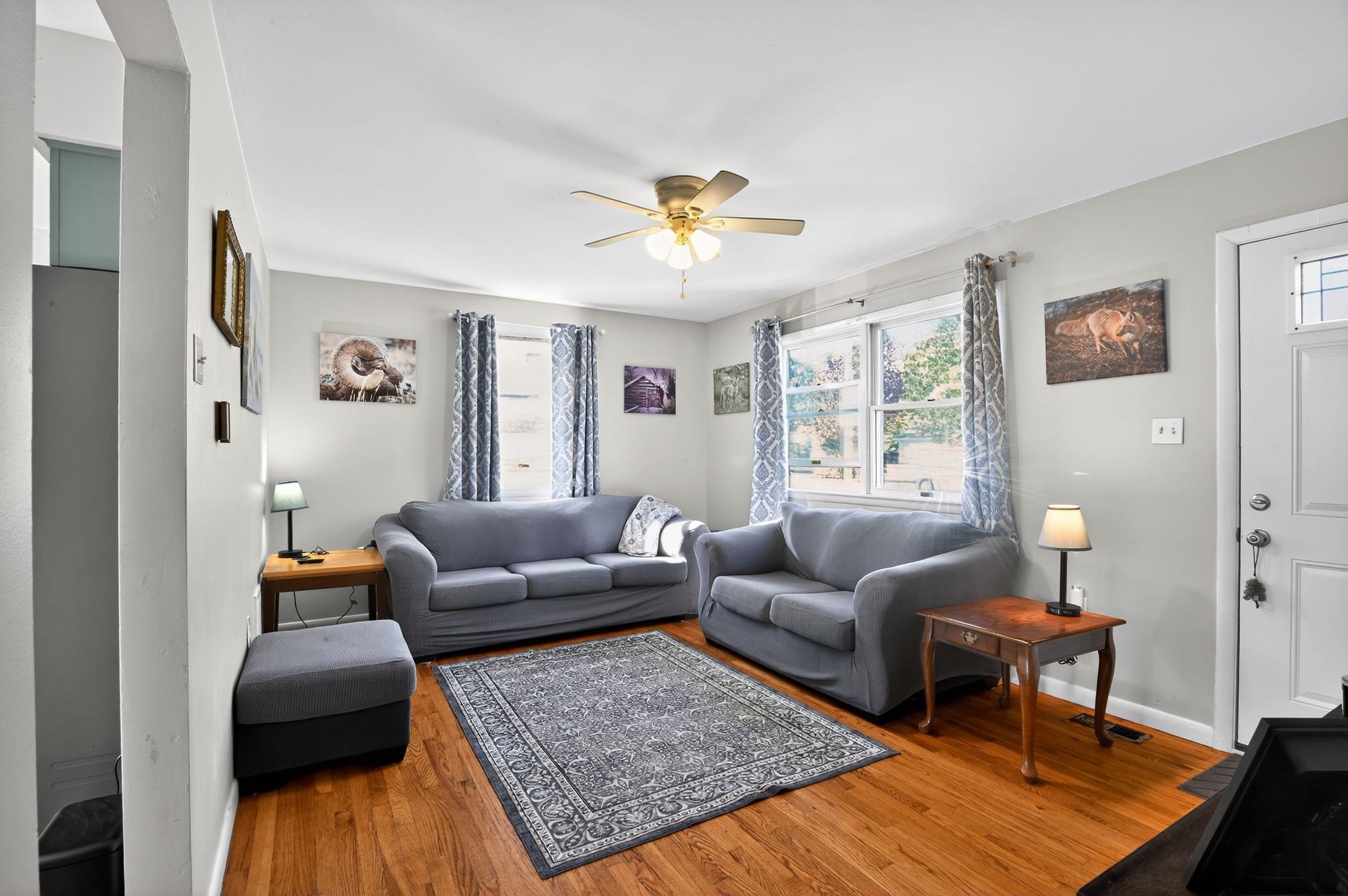 21 Red Cedar Drive - Picture 4