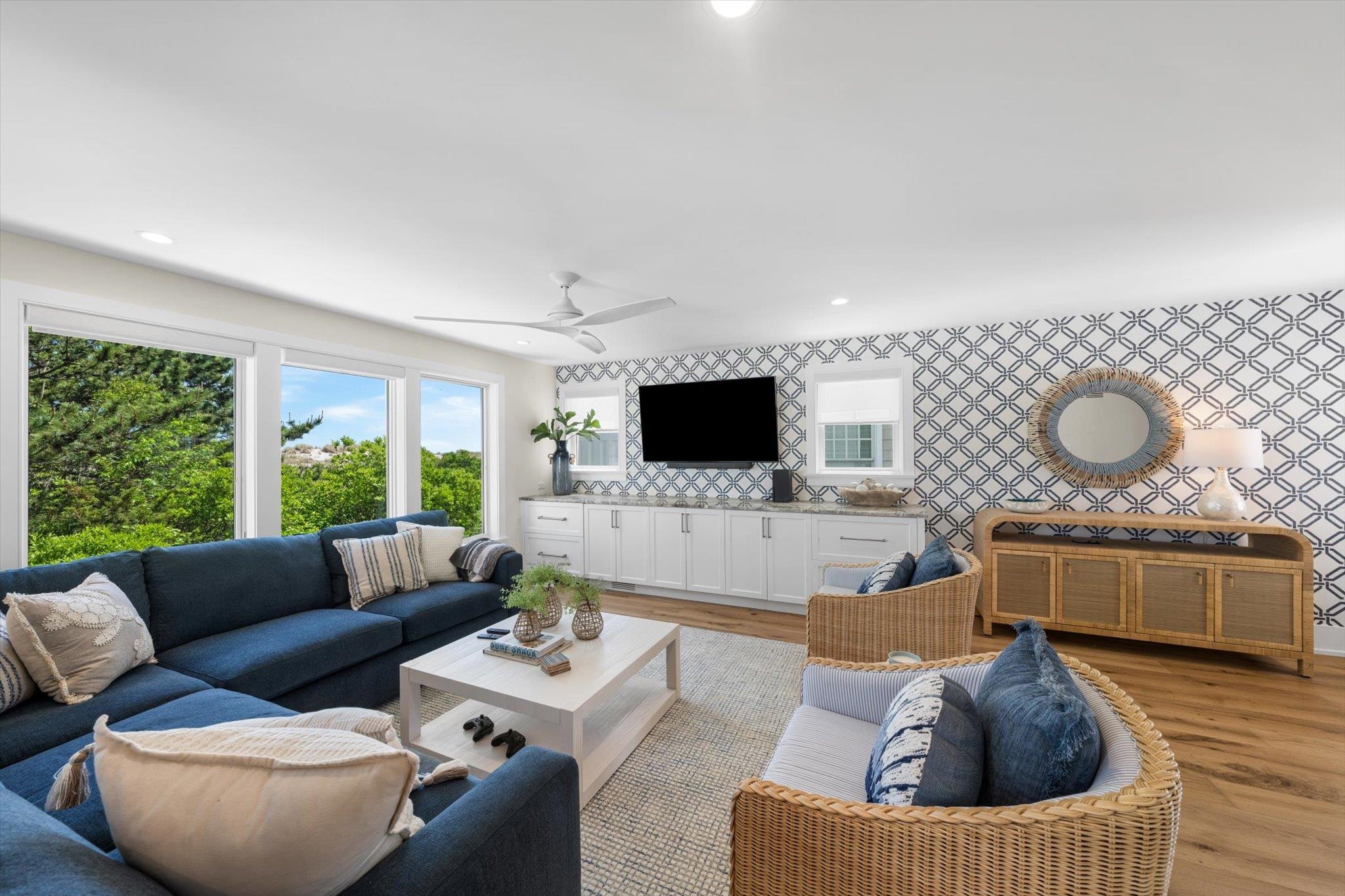 7701 Pleasure Avenue