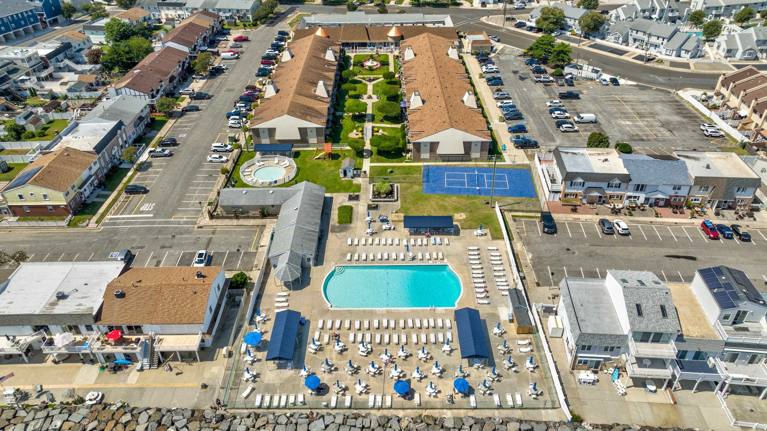 725 Allen Drive - Picture 3