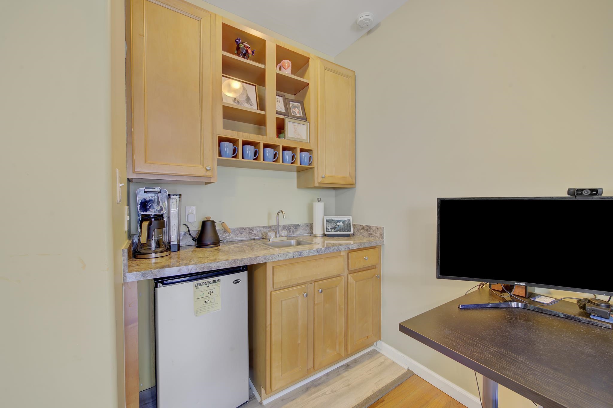 307 E Poplar Avenue - Picture 26