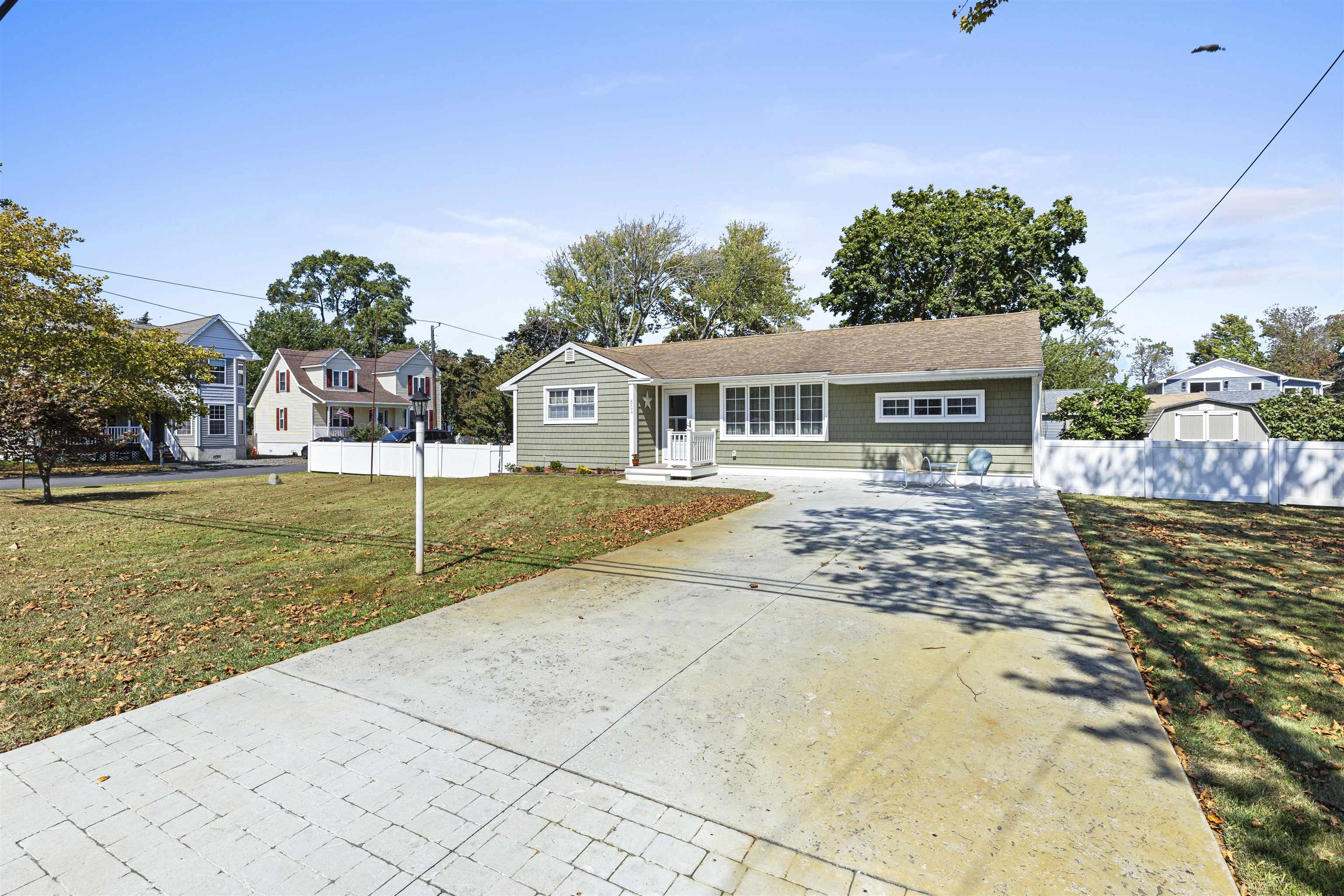 804 Millman Boulevard - Picture 25