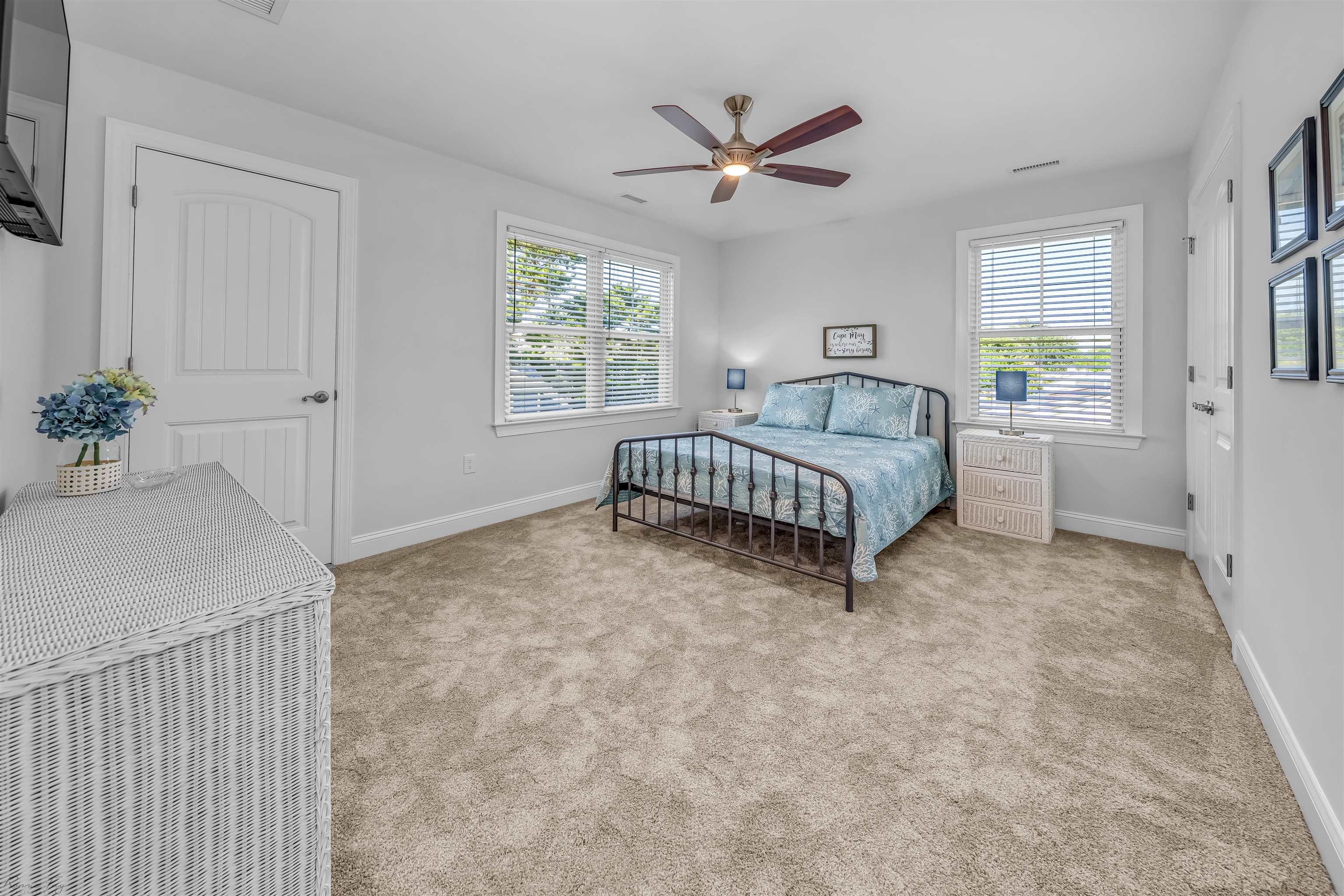 1047 Virginia Avenue - Picture 30