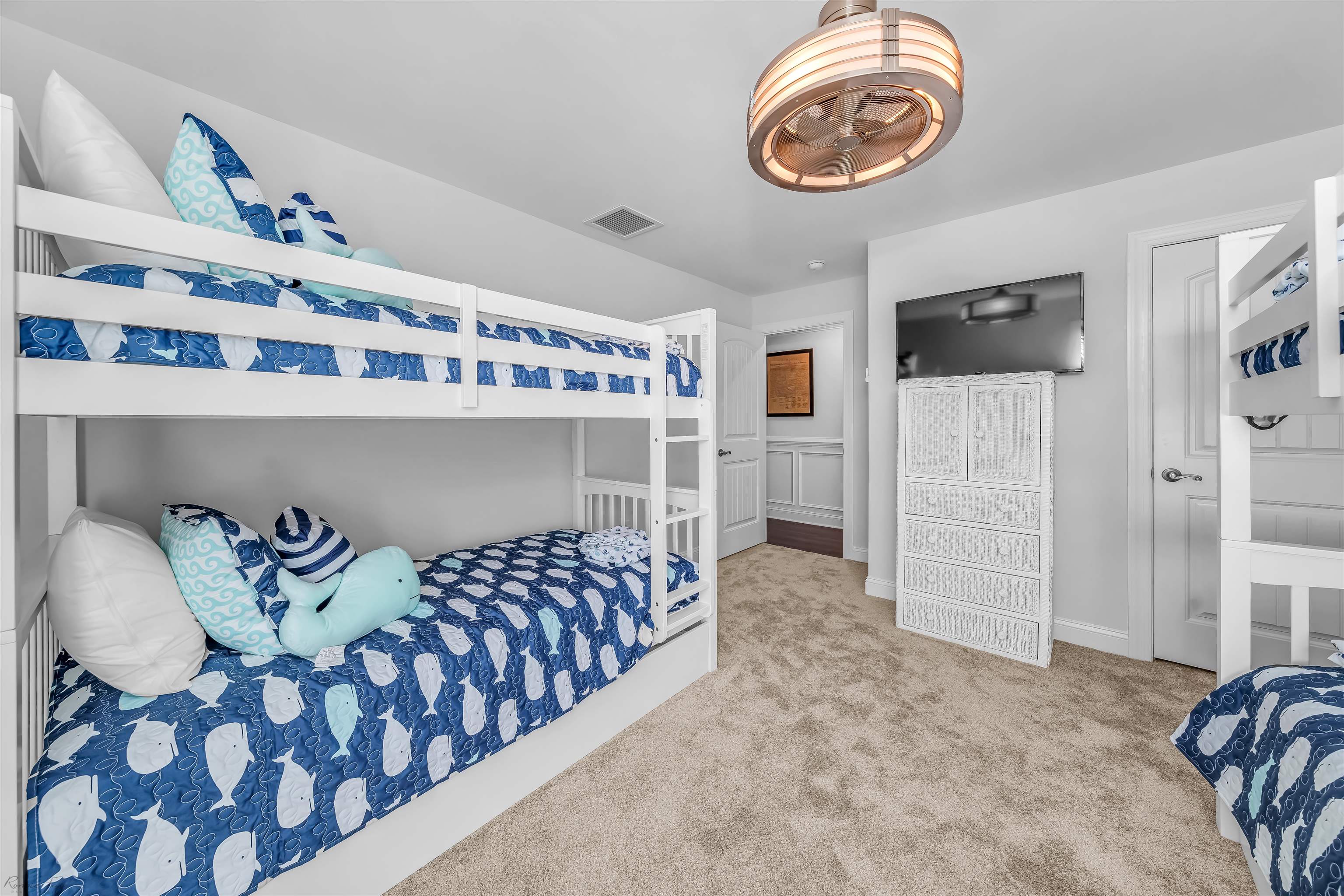 1047 Virginia Avenue - Picture 33