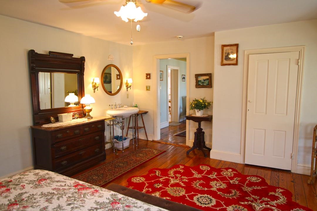 933 Washington Street - Picture 36