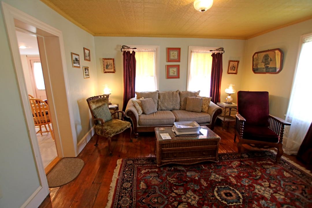 933 Washington Street - Picture 40