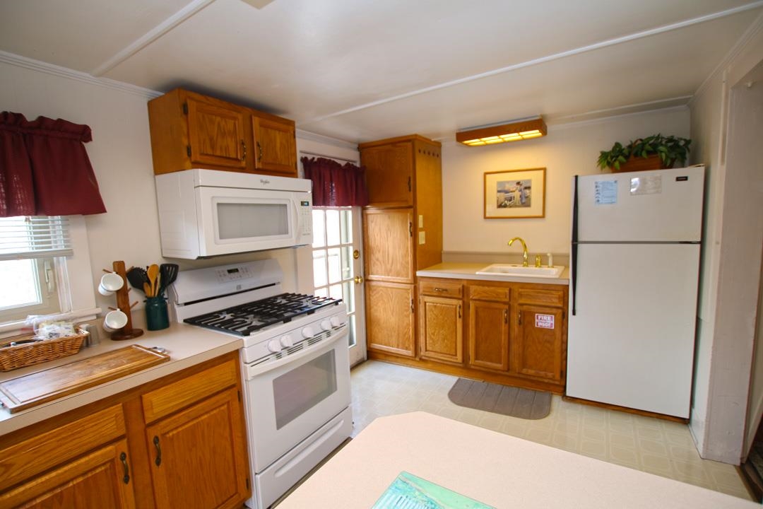 933 Washington Street - Picture 45