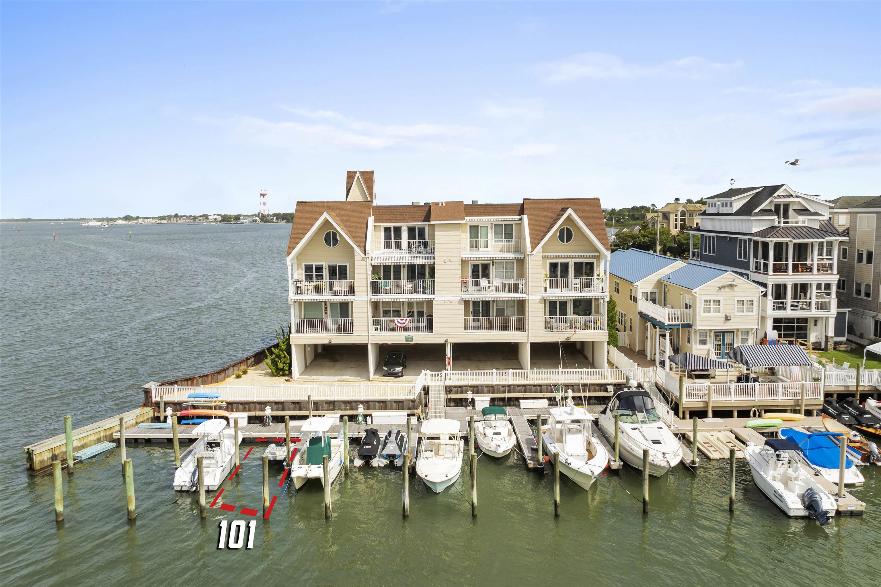 1415 Harbor Lane