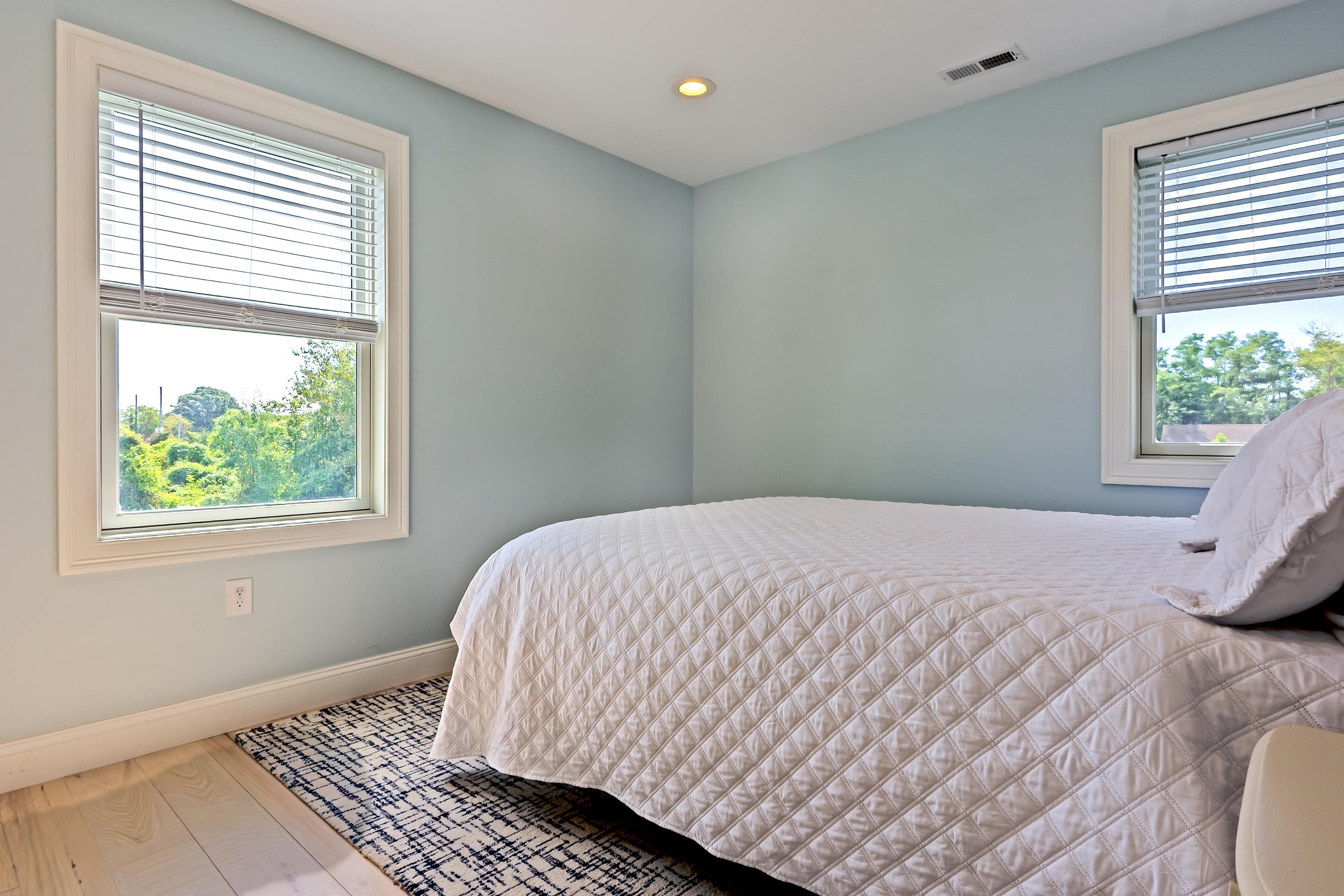 1031 Seashore Road