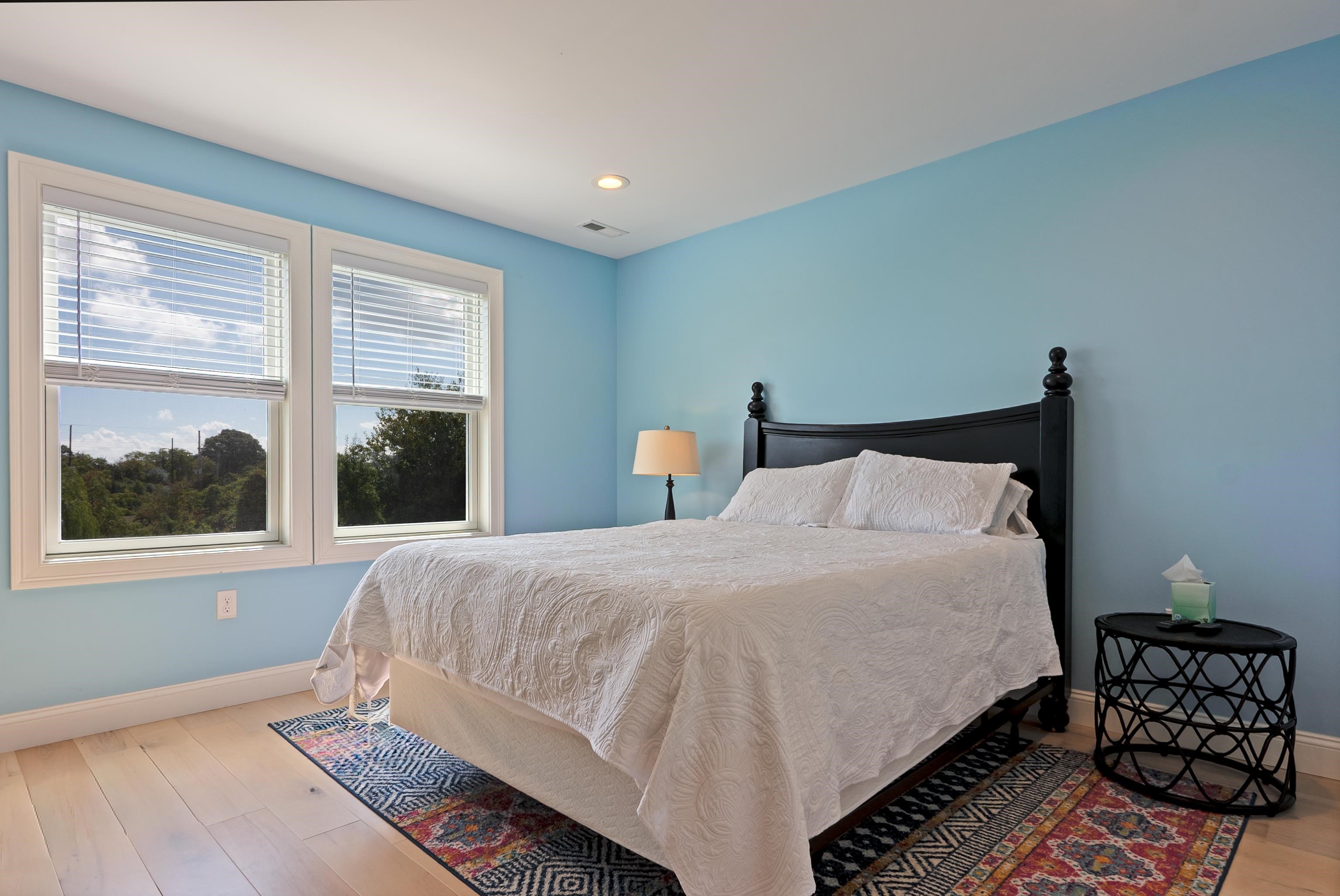 1031 Seashore Road