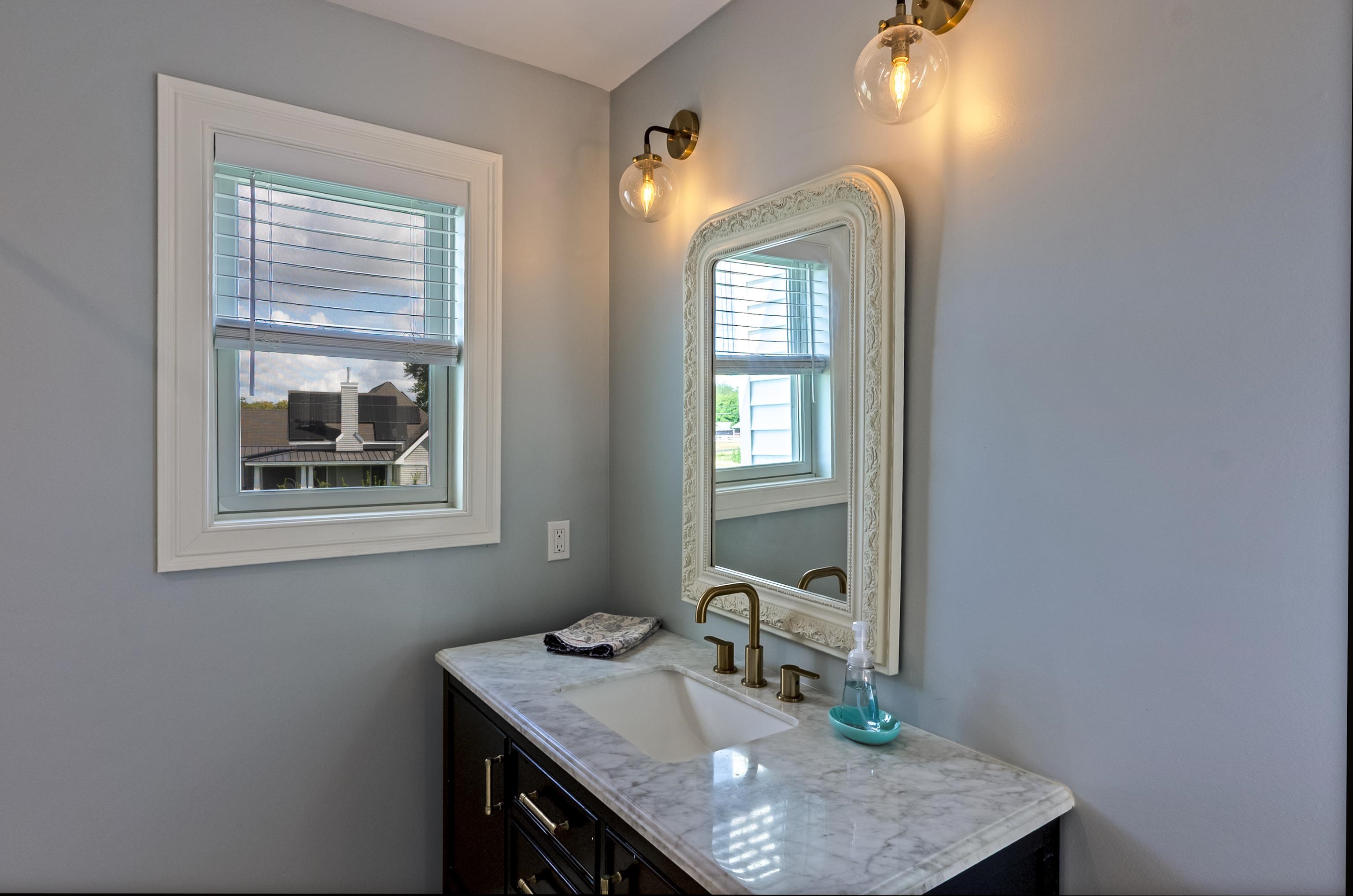 1031 Seashore Road
