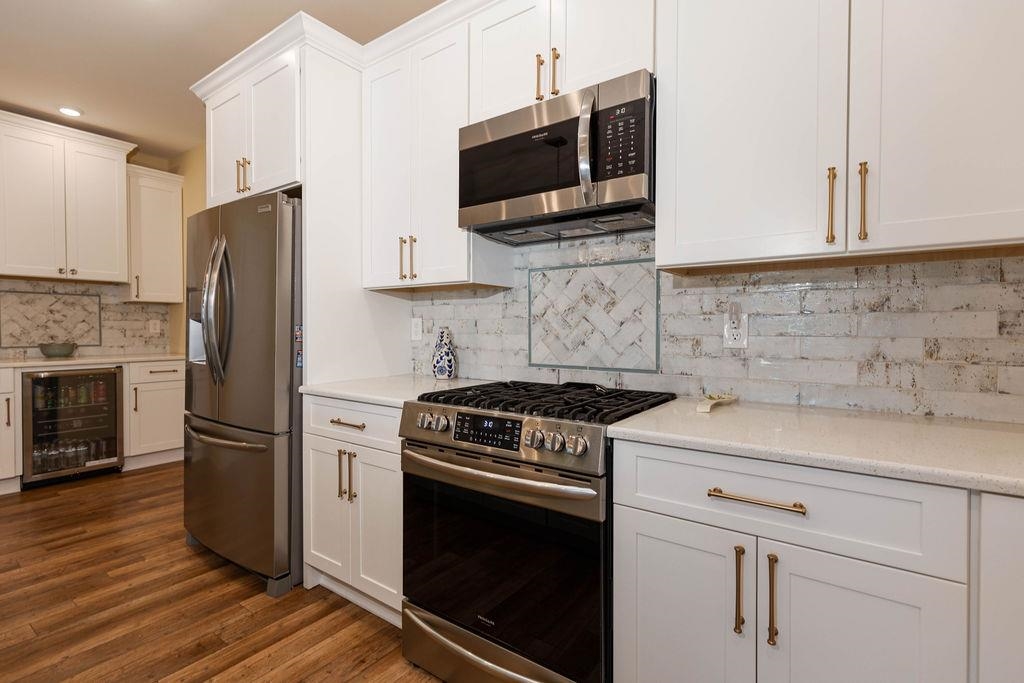 106 E 24th Avenue