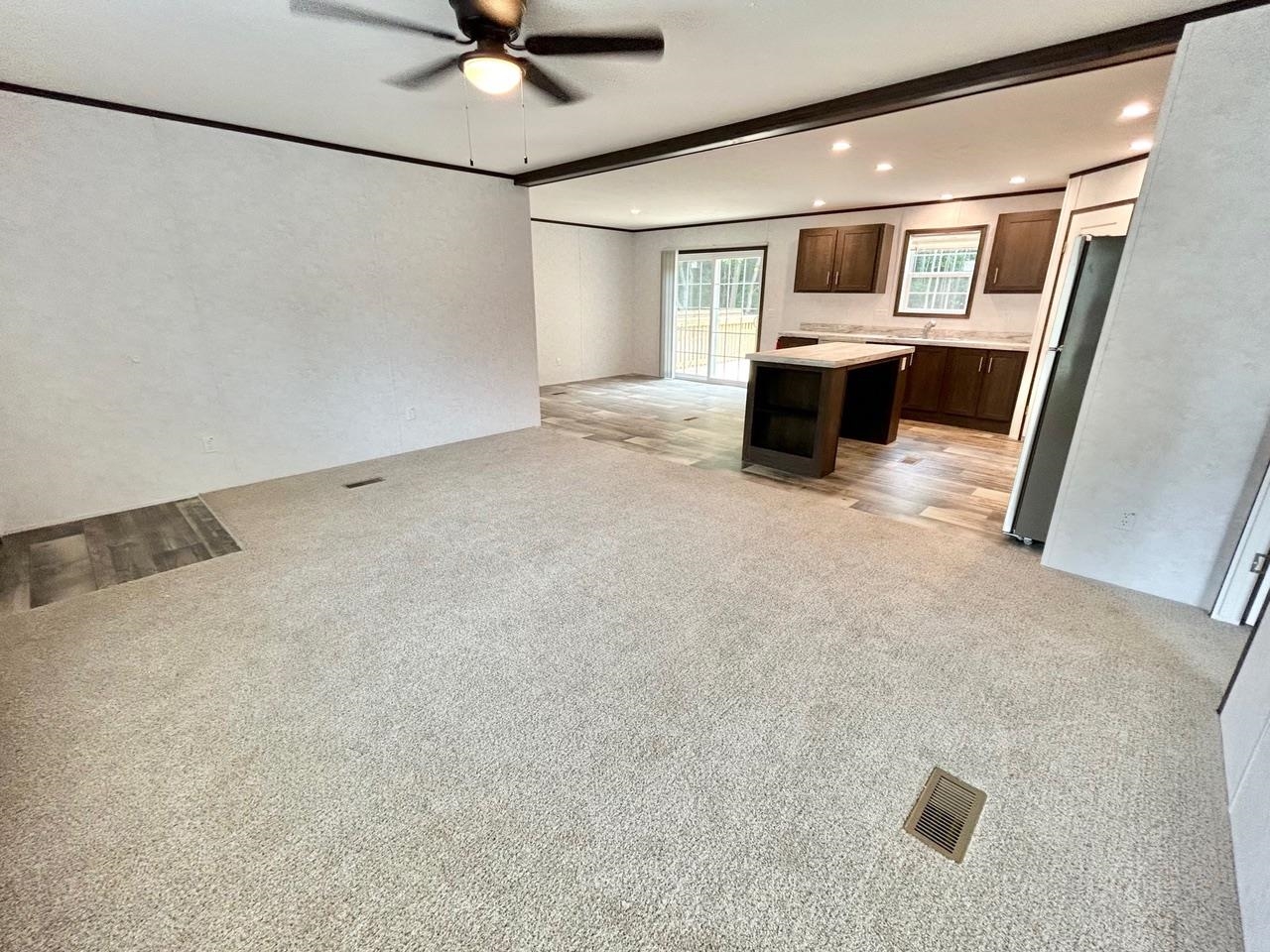 7086 James Moore Road - Picture 4