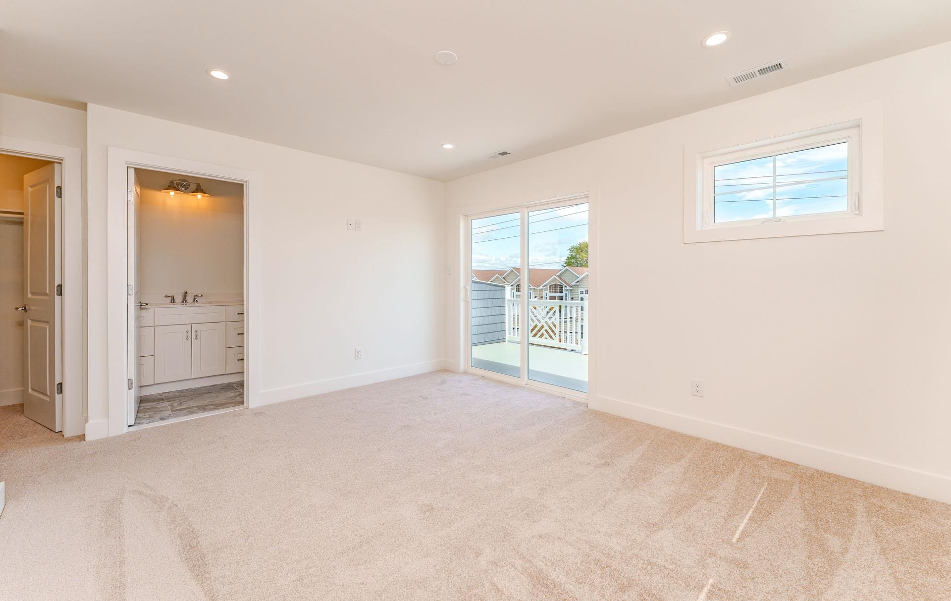 114 W Columbine Road
