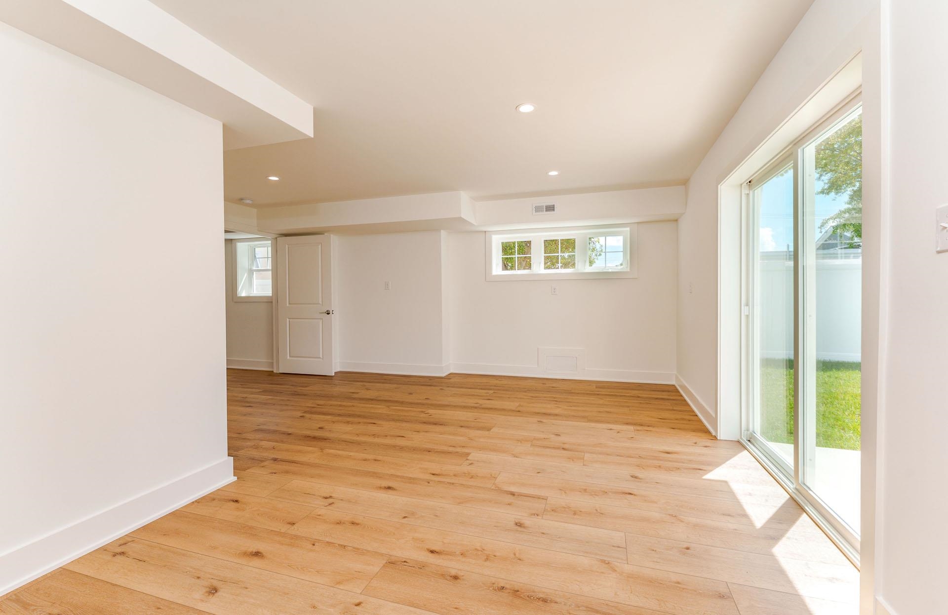 114 W Columbine Road