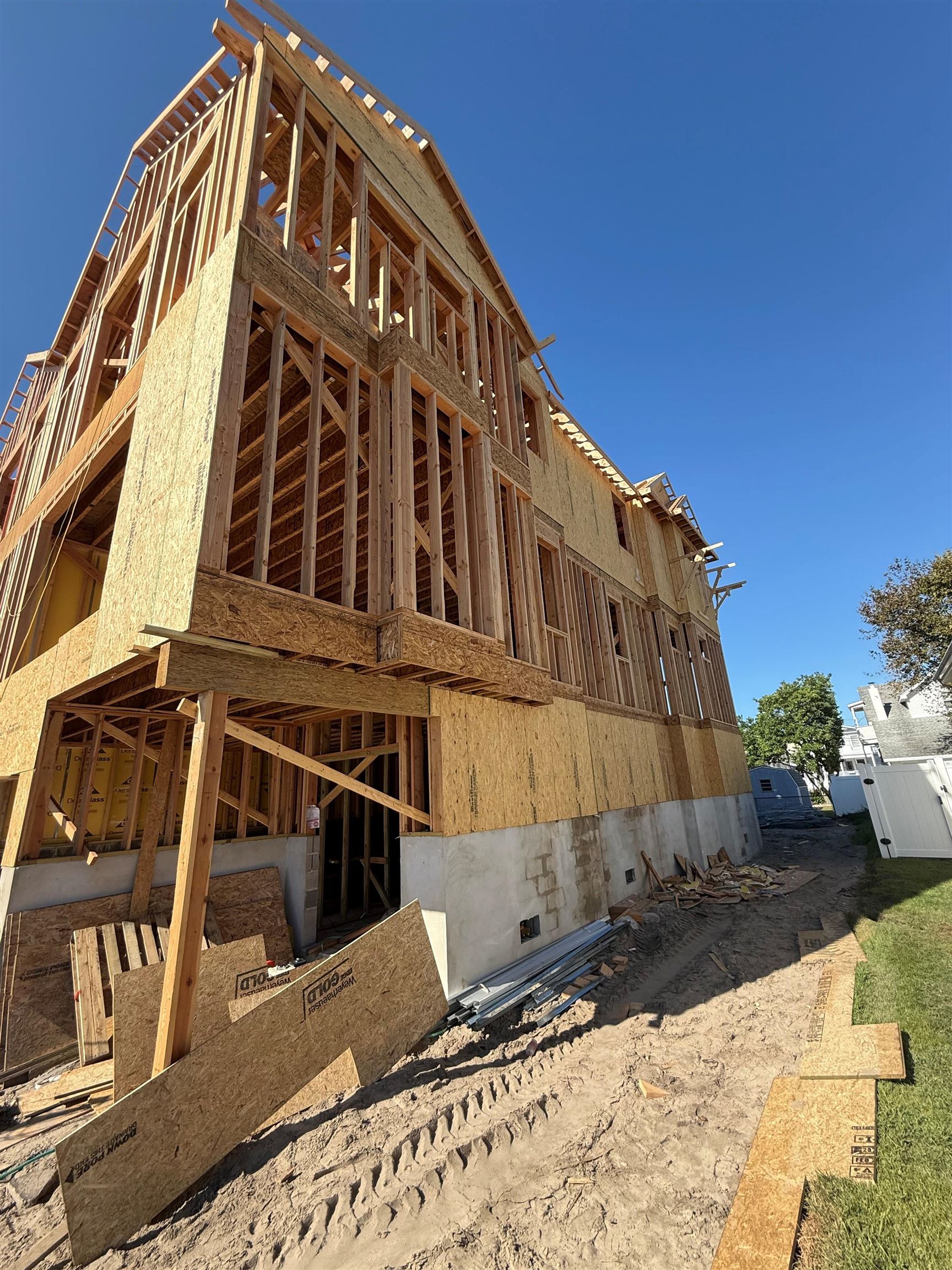 119 W 20th Avenue